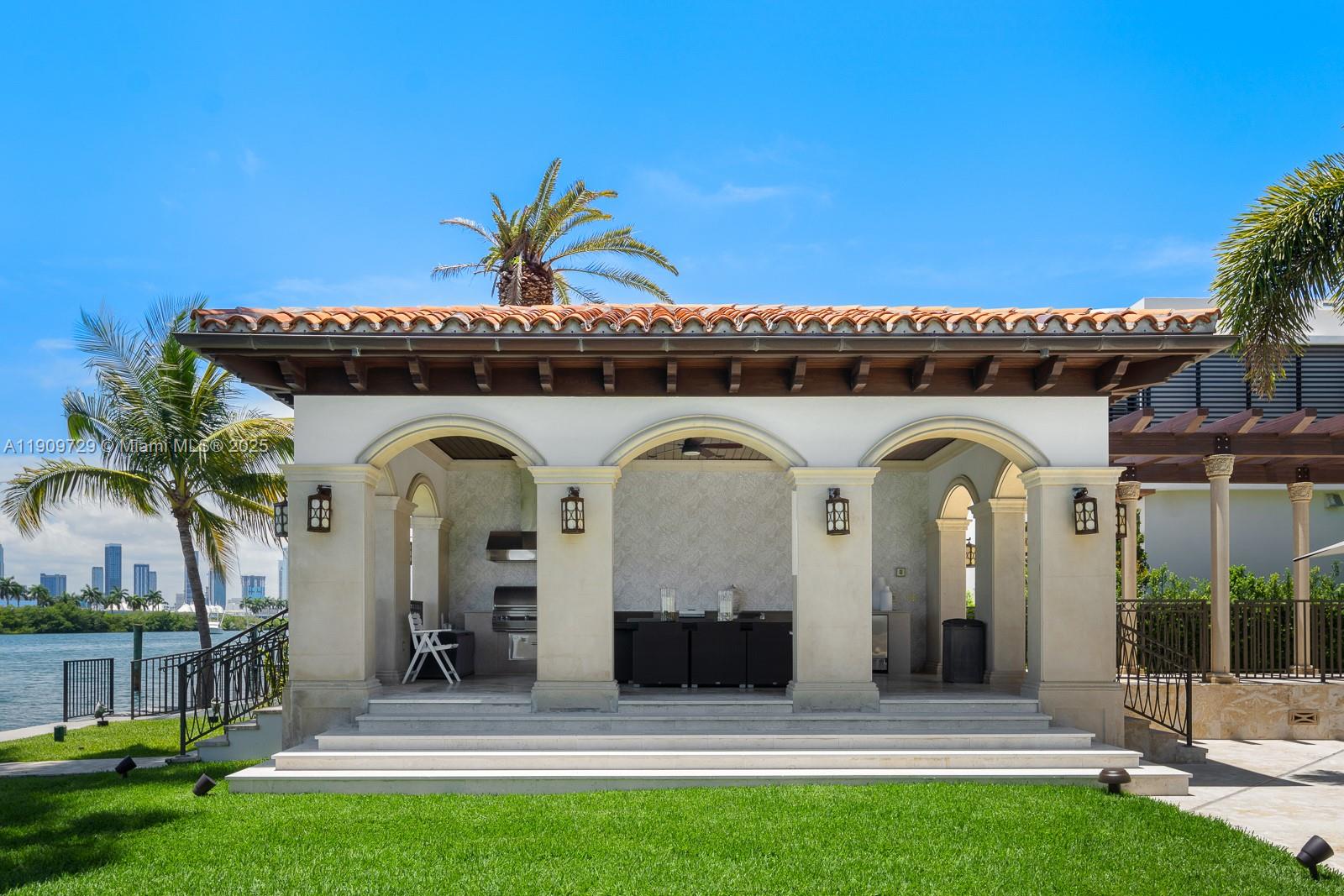 PALM ISLAND - Residential