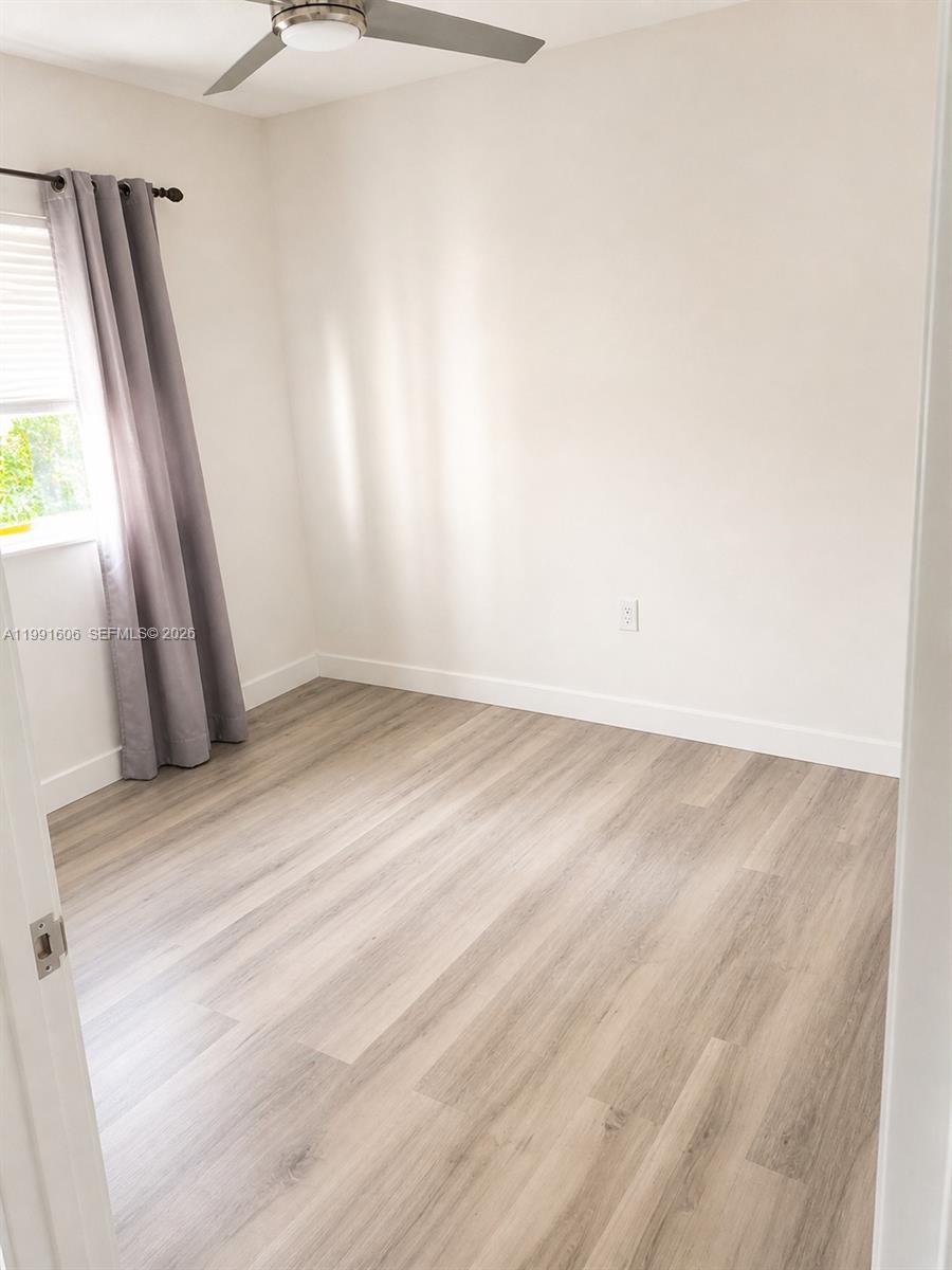 LAKES OF THE MEADOW SEC 5 - Residential