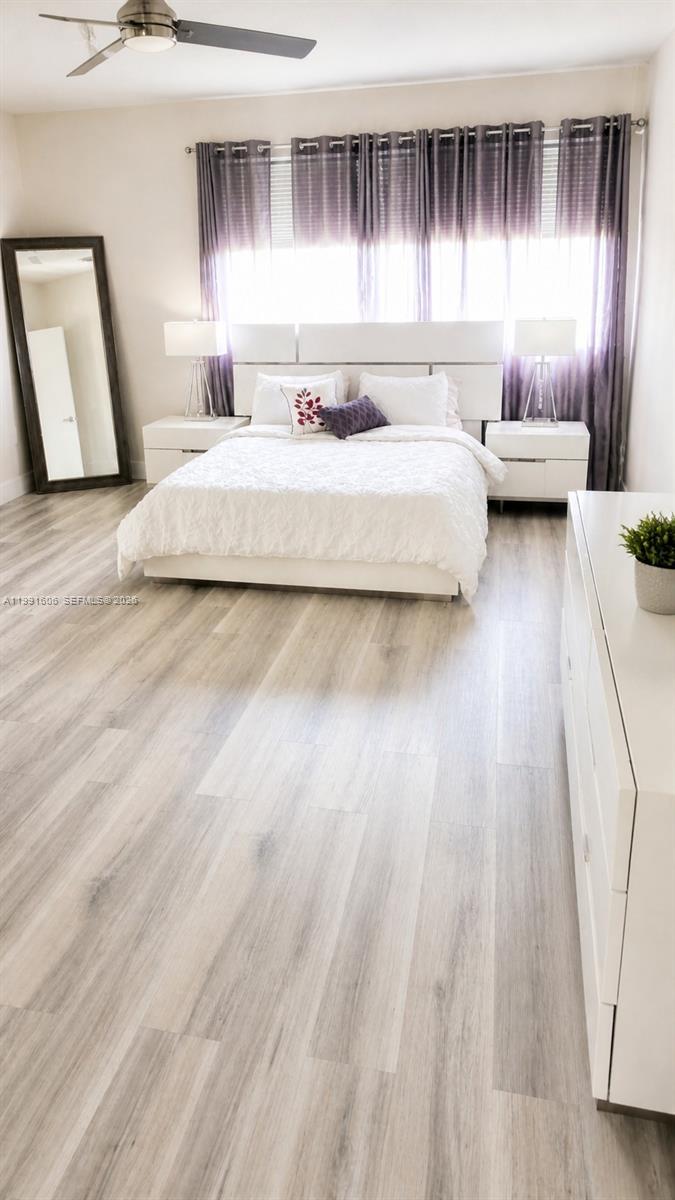 LAKES OF THE MEADOW SEC 5 - Residential