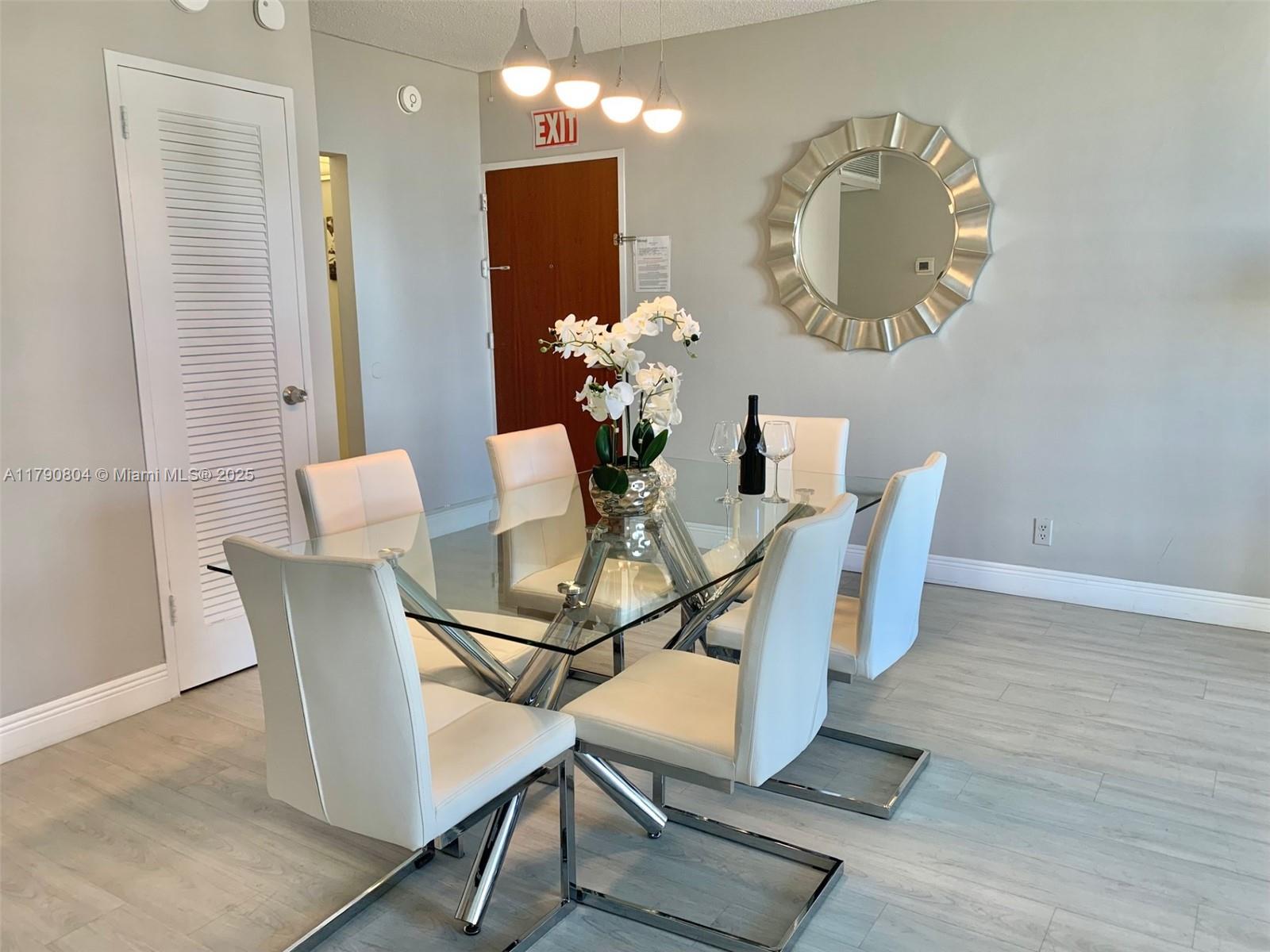 TIDES ON HOLLYWOOD BEACH - Residential