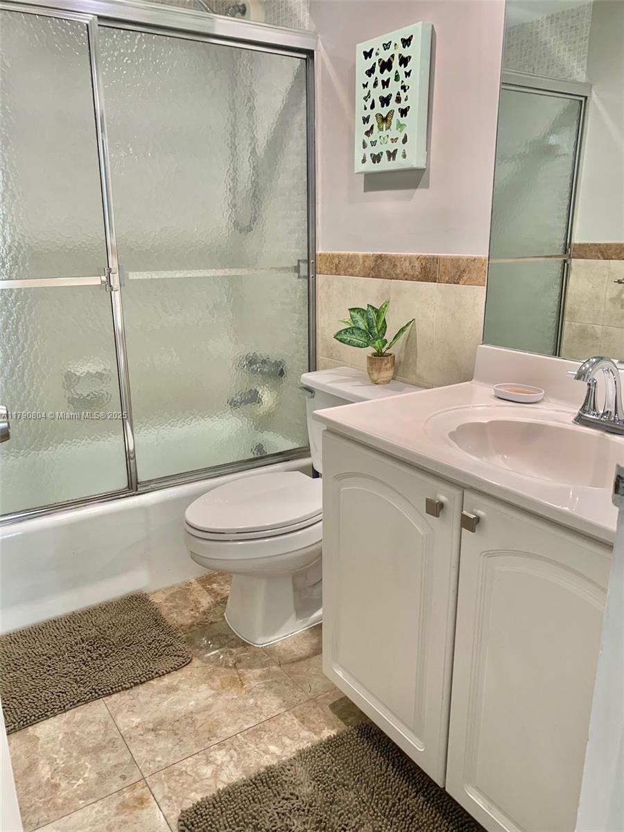 TIDES ON HOLLYWOOD BEACH - Residential