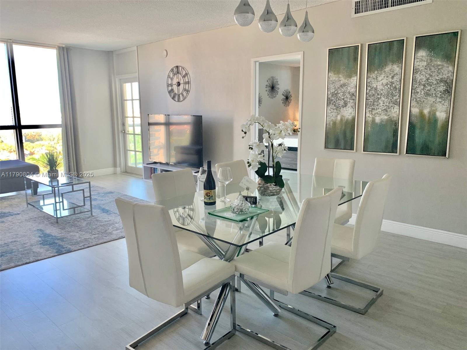 TIDES ON HOLLYWOOD BEACH - Residential