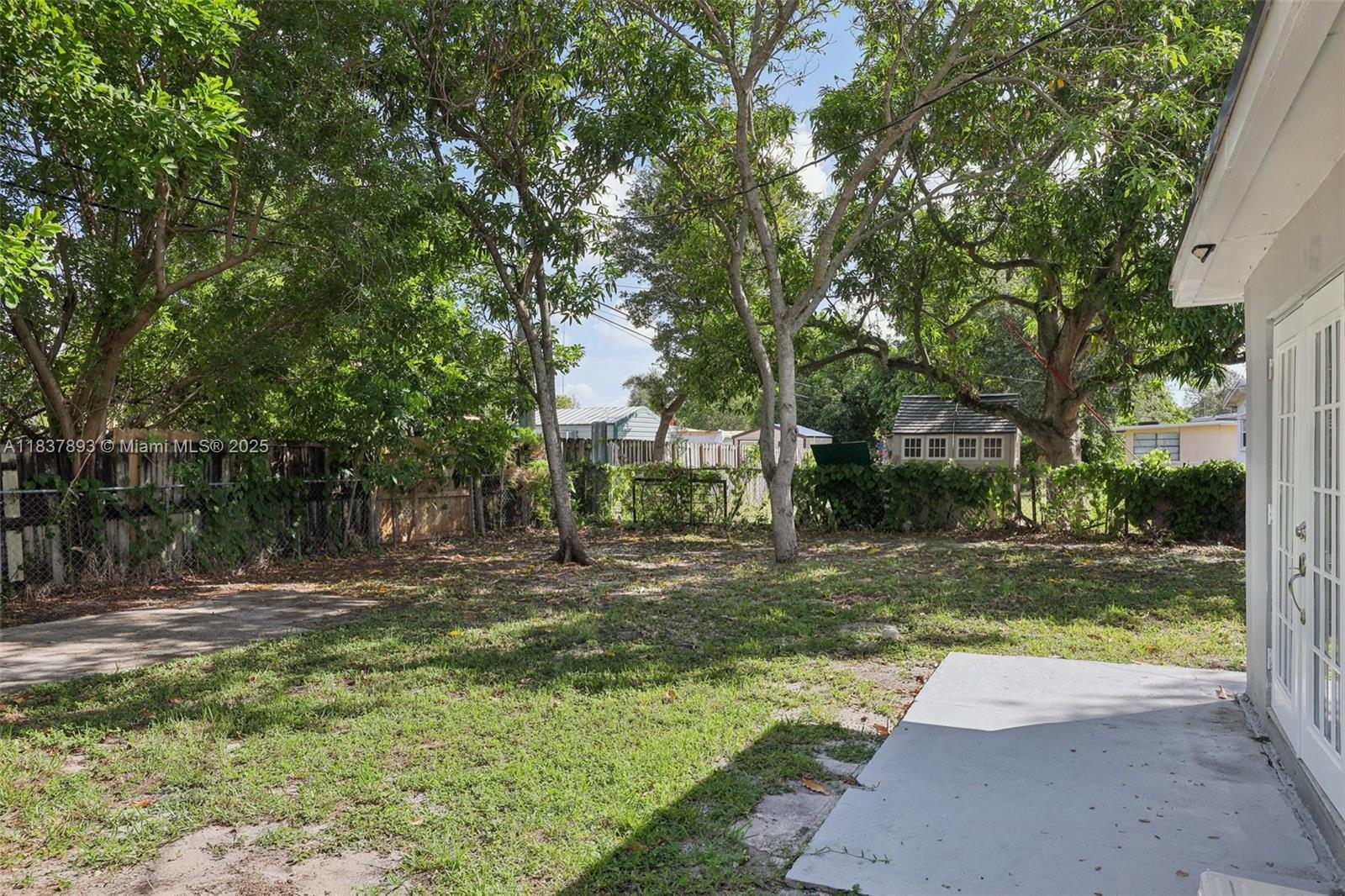 LAKE FOREST SEC 4 - Residential