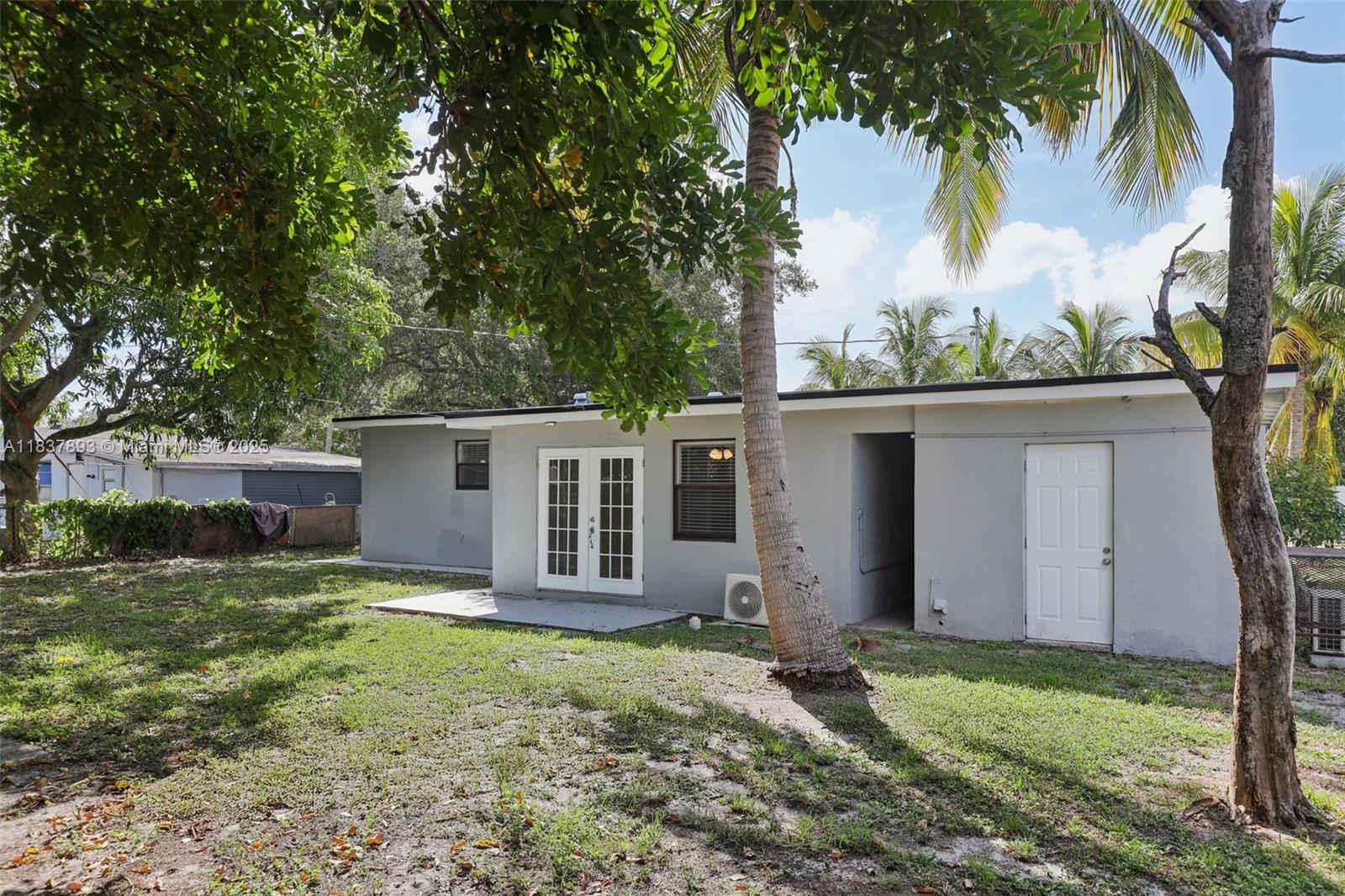 LAKE FOREST SEC 4 - Residential