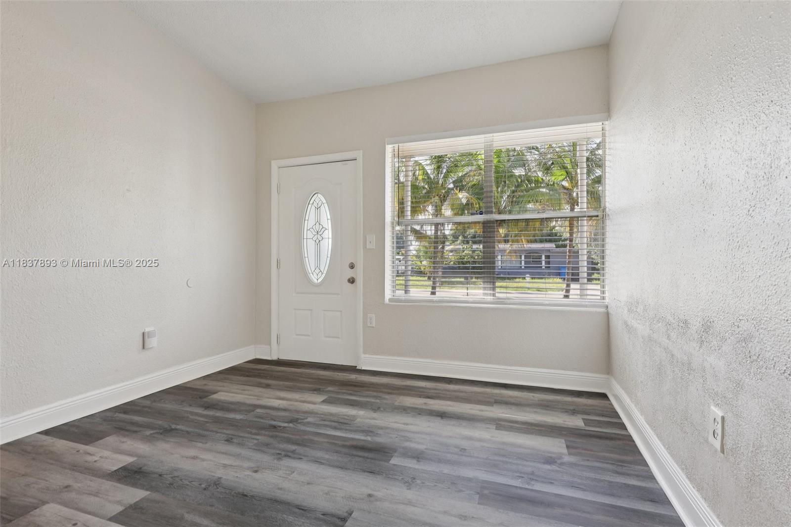 LAKE FOREST SEC 4 - Residential