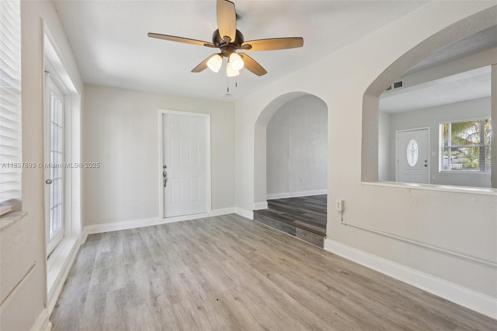 LAKE FOREST SEC 4 - Residential