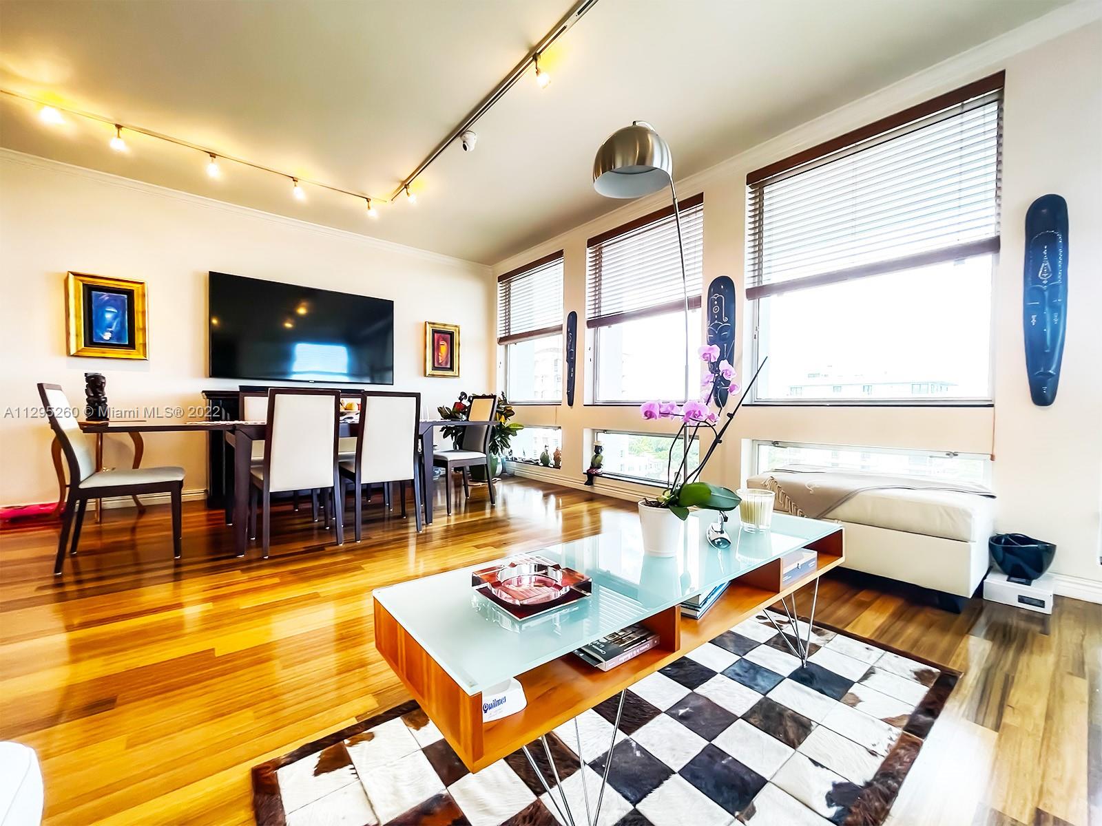 DAVID WILLIAM HOTEL CONDO - Residential