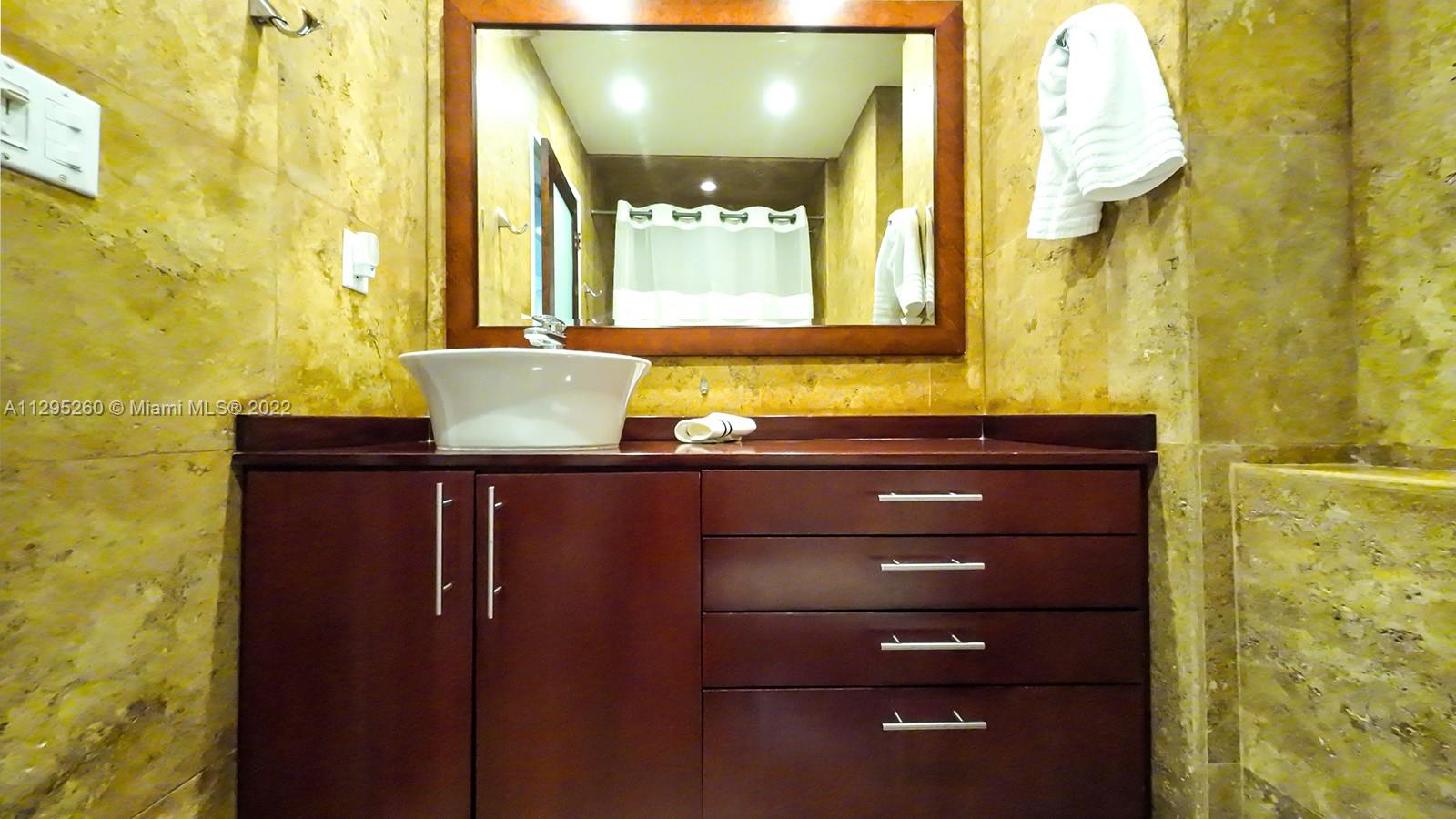 DAVID WILLIAM HOTEL CONDO - Residential
