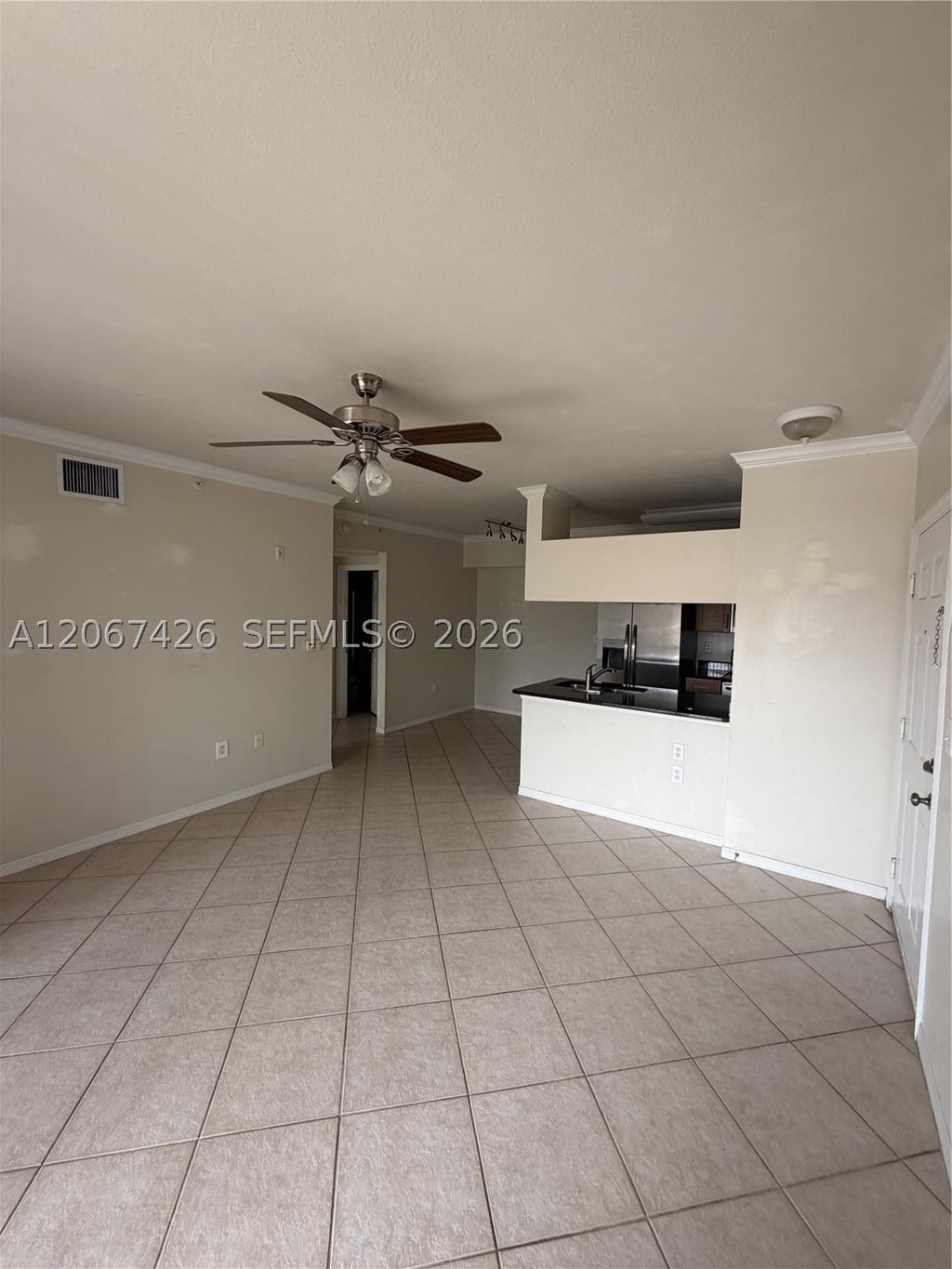 Photo of 6559 Emerald Dunes Dr #303, West Palm Beach, FL 33411 (MLS # A12067426)