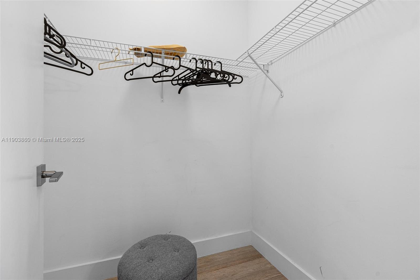 DORAL PALMS SOUTH - Residential Lease