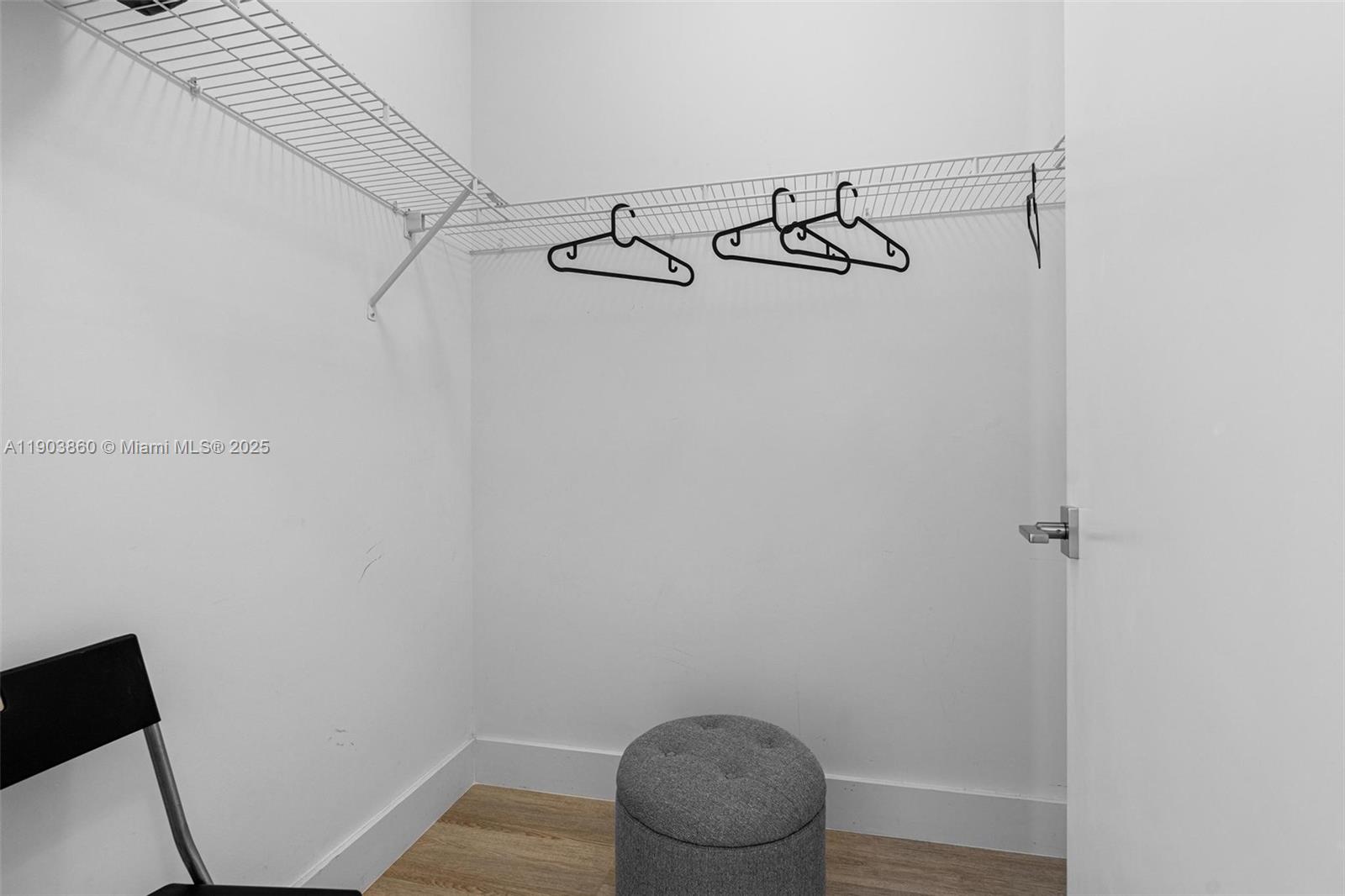 DORAL PALMS SOUTH - Residential Lease