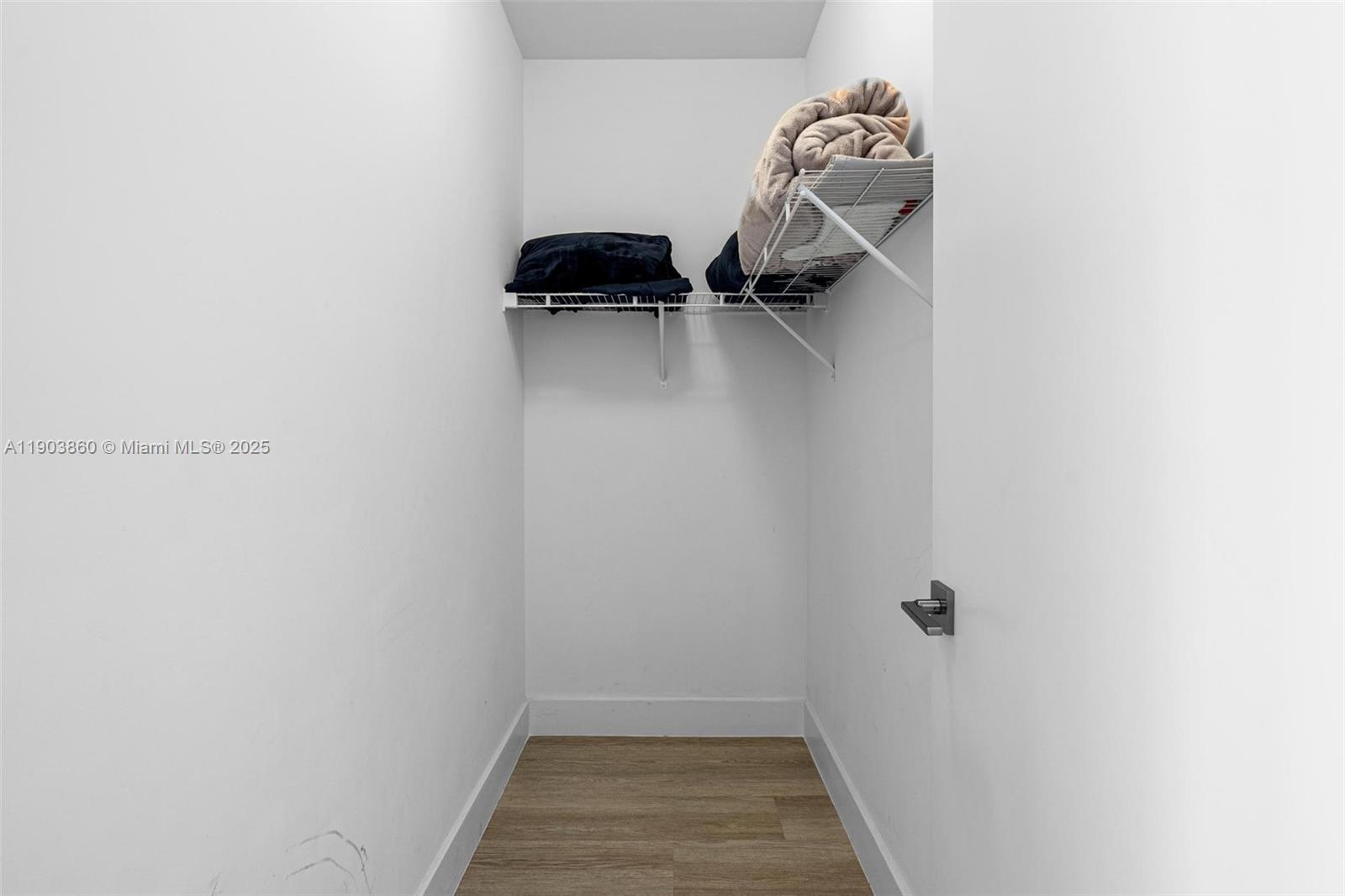 DORAL PALMS SOUTH - Residential Lease