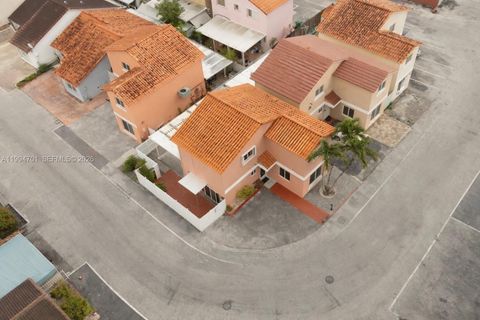 601 SW 116th Ct Sweetwater FL 33174