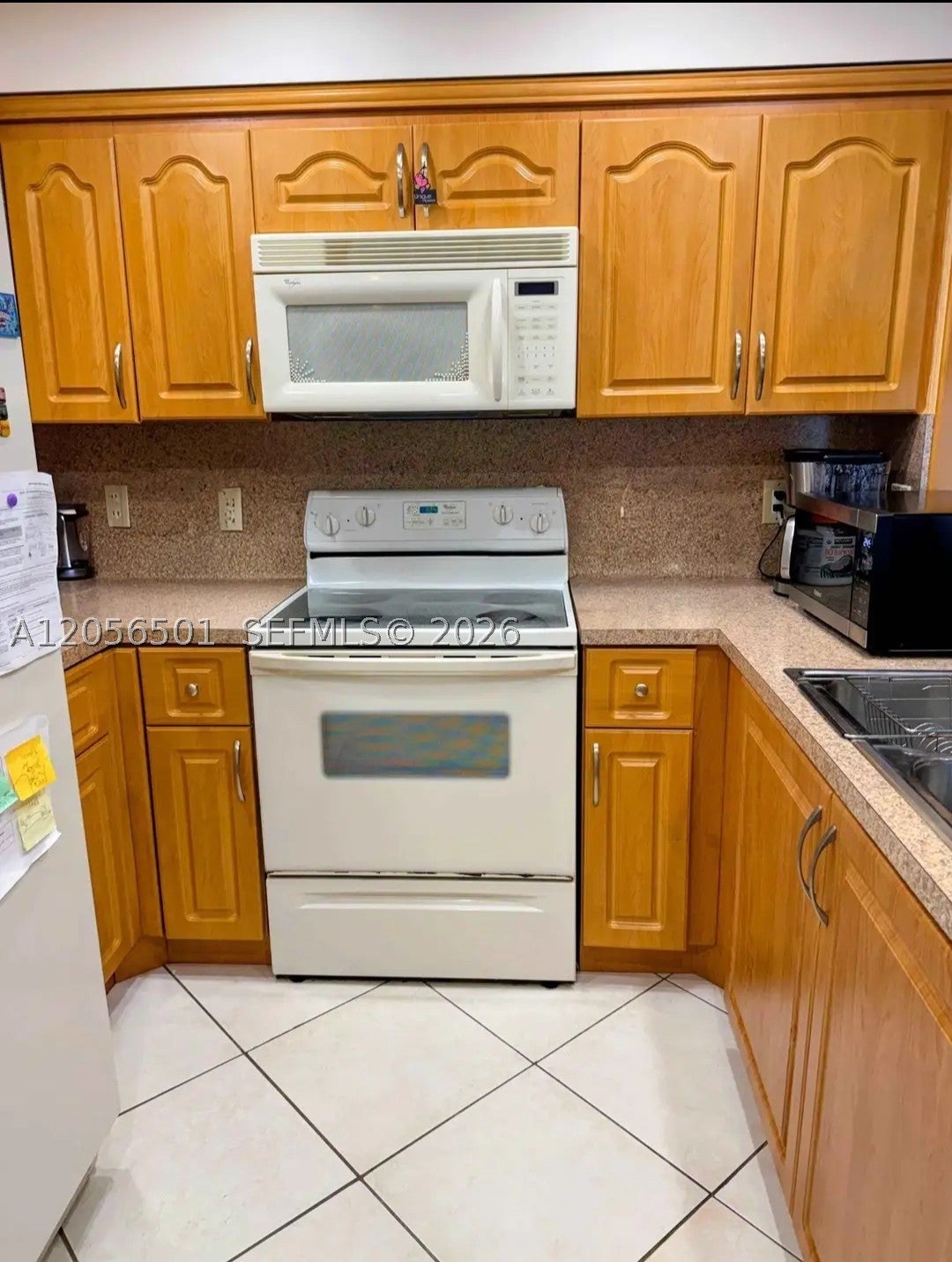 3545 NE 167th St 408