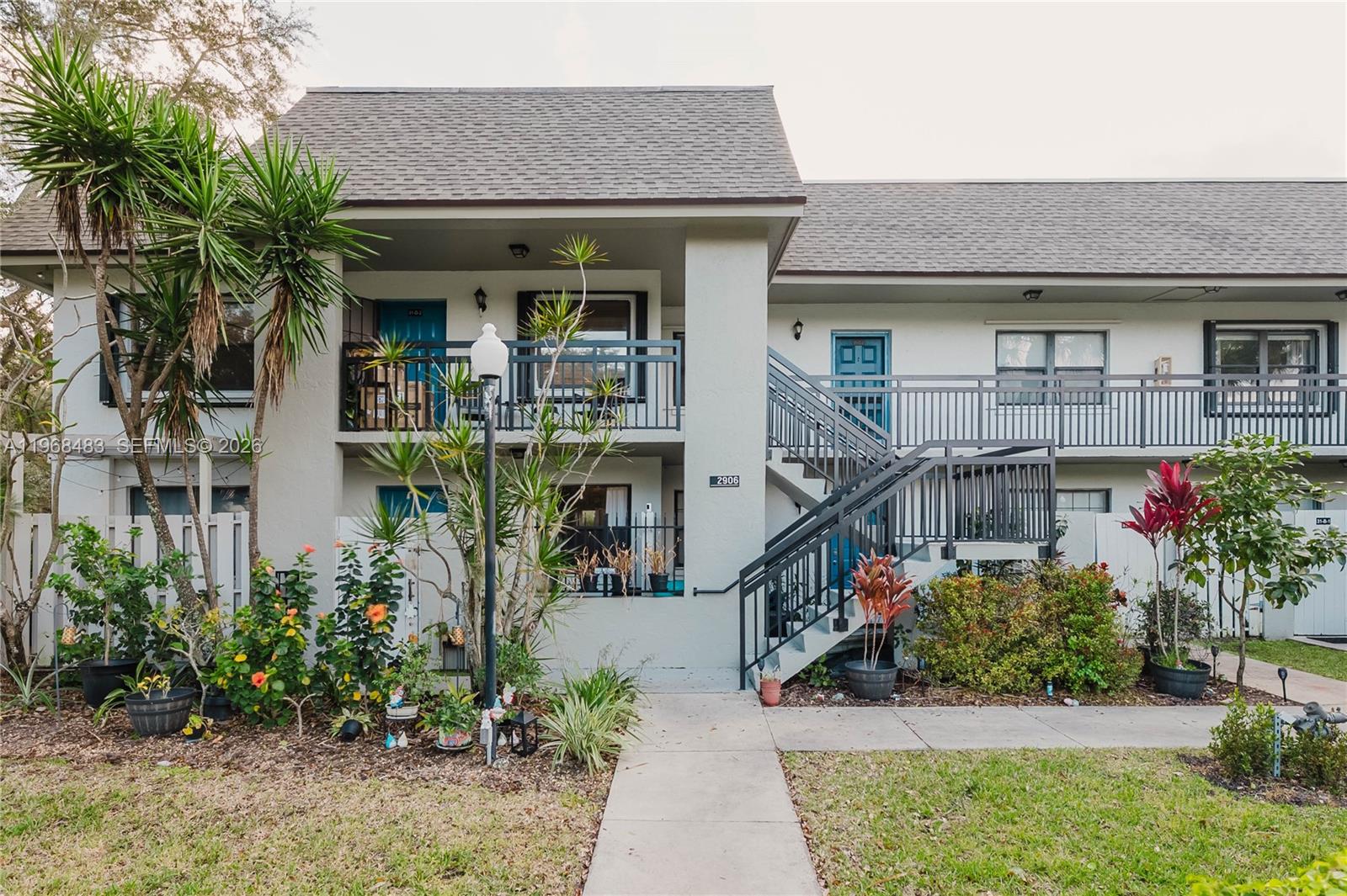 DELRAY OAKS CONDO - Residential