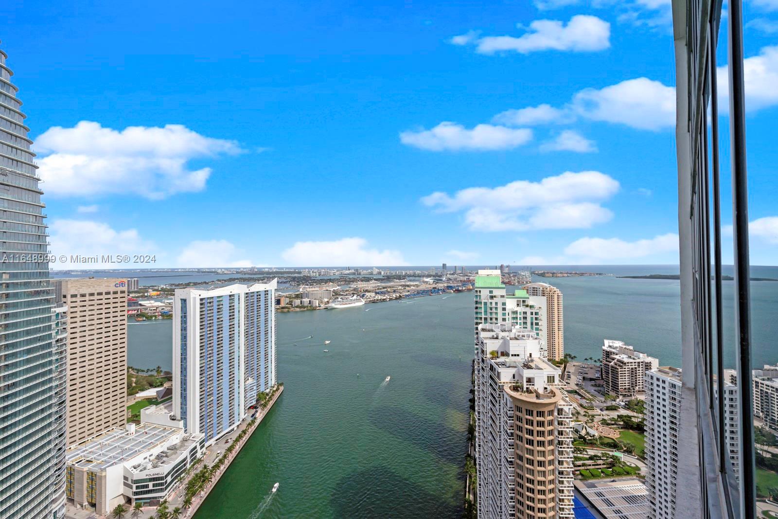ICONBRICKELL CONDO NO 1 - Residential