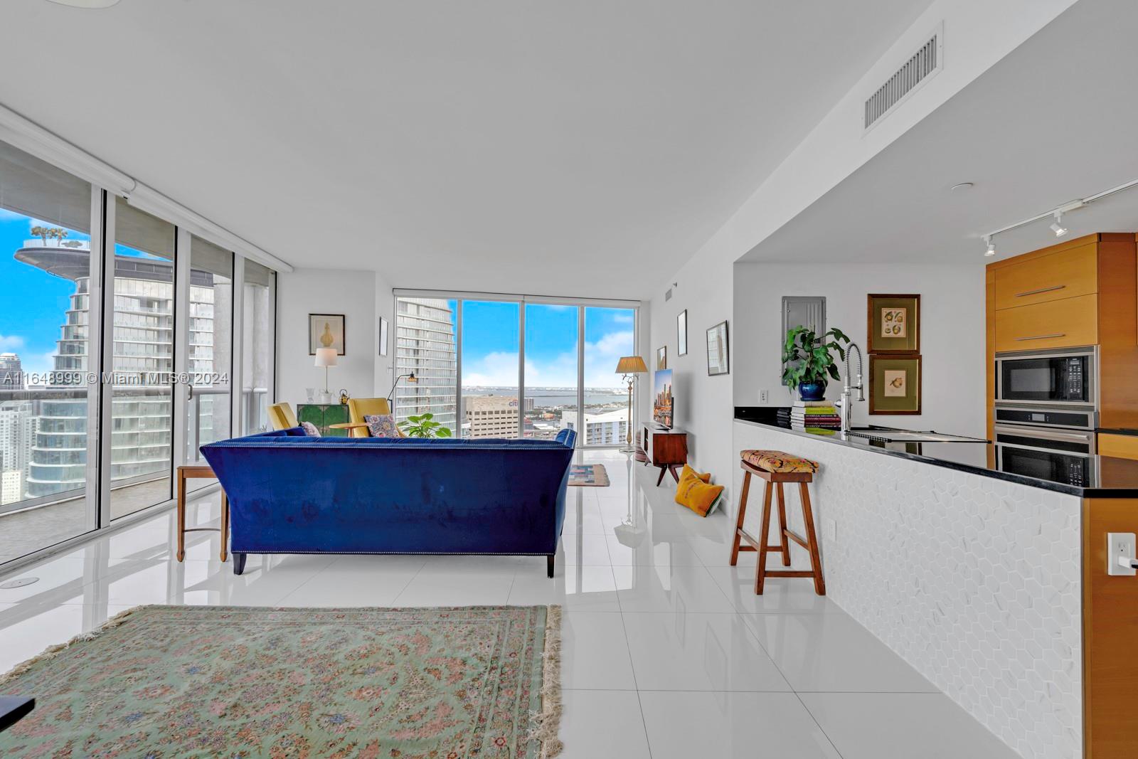 ICONBRICKELL CONDO NO 1 - Residential