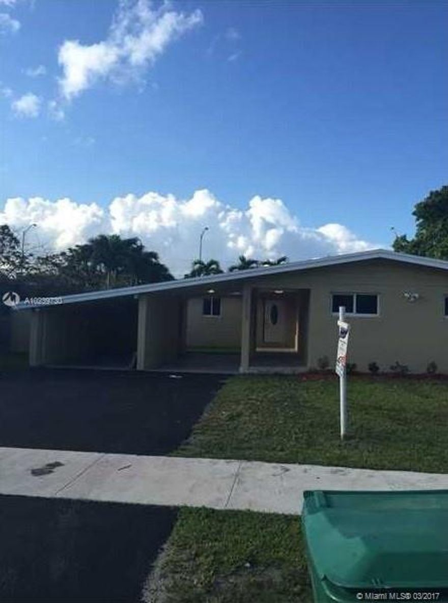 Remodeled 3/2.5. With Formal Dining & Family. Terrace. Washer/Dryer. Separte garage NOT INCLUDED IN RENTAL. Criminal Report Needed. $60 Credit Report Fee Non refundable $300 Pet Deposit. Available as of APRIL 1st