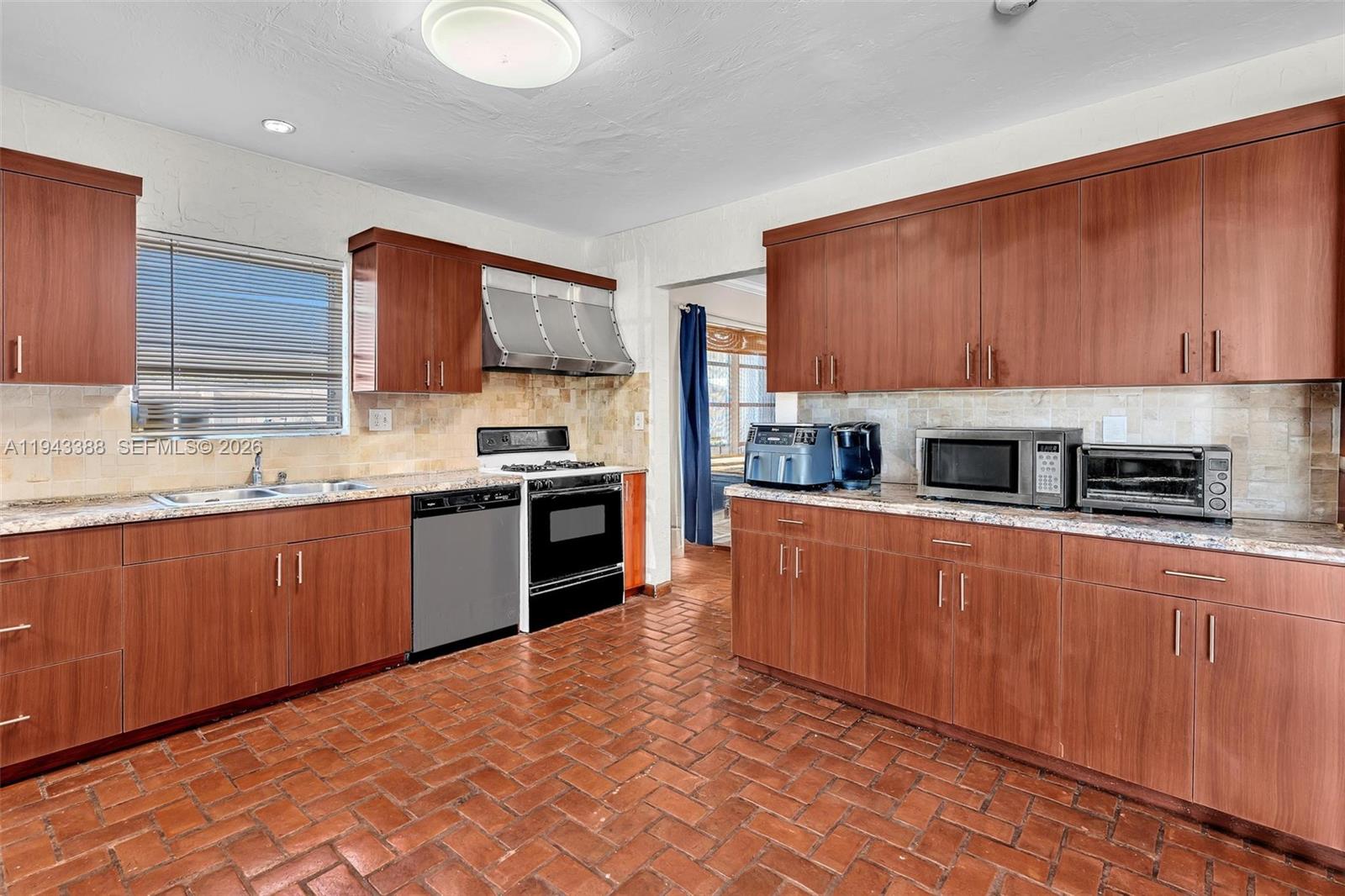 BEL AIRE SEC 3 - Residential