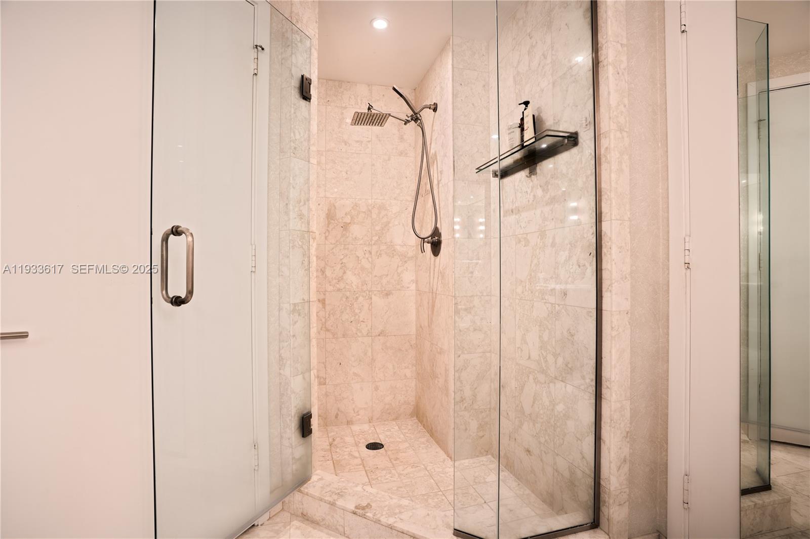 JADE RESIDENCES AT BRICKE - Residential