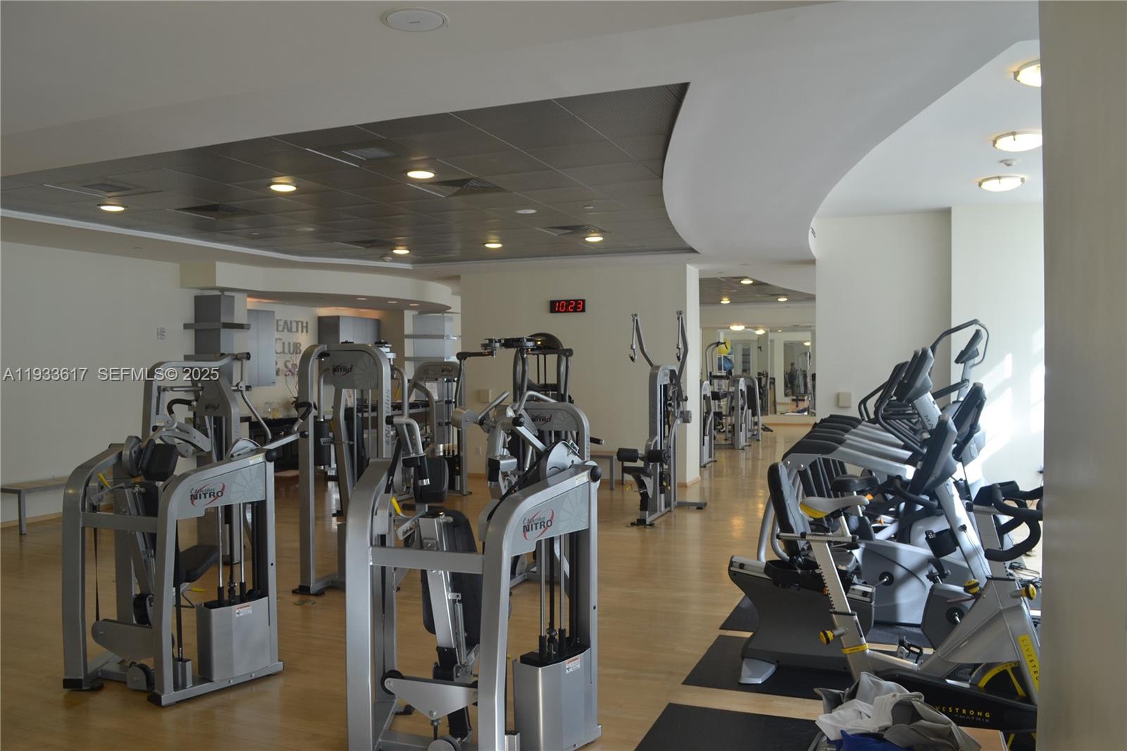 JADE RESIDENCES AT BRICKE - Residential