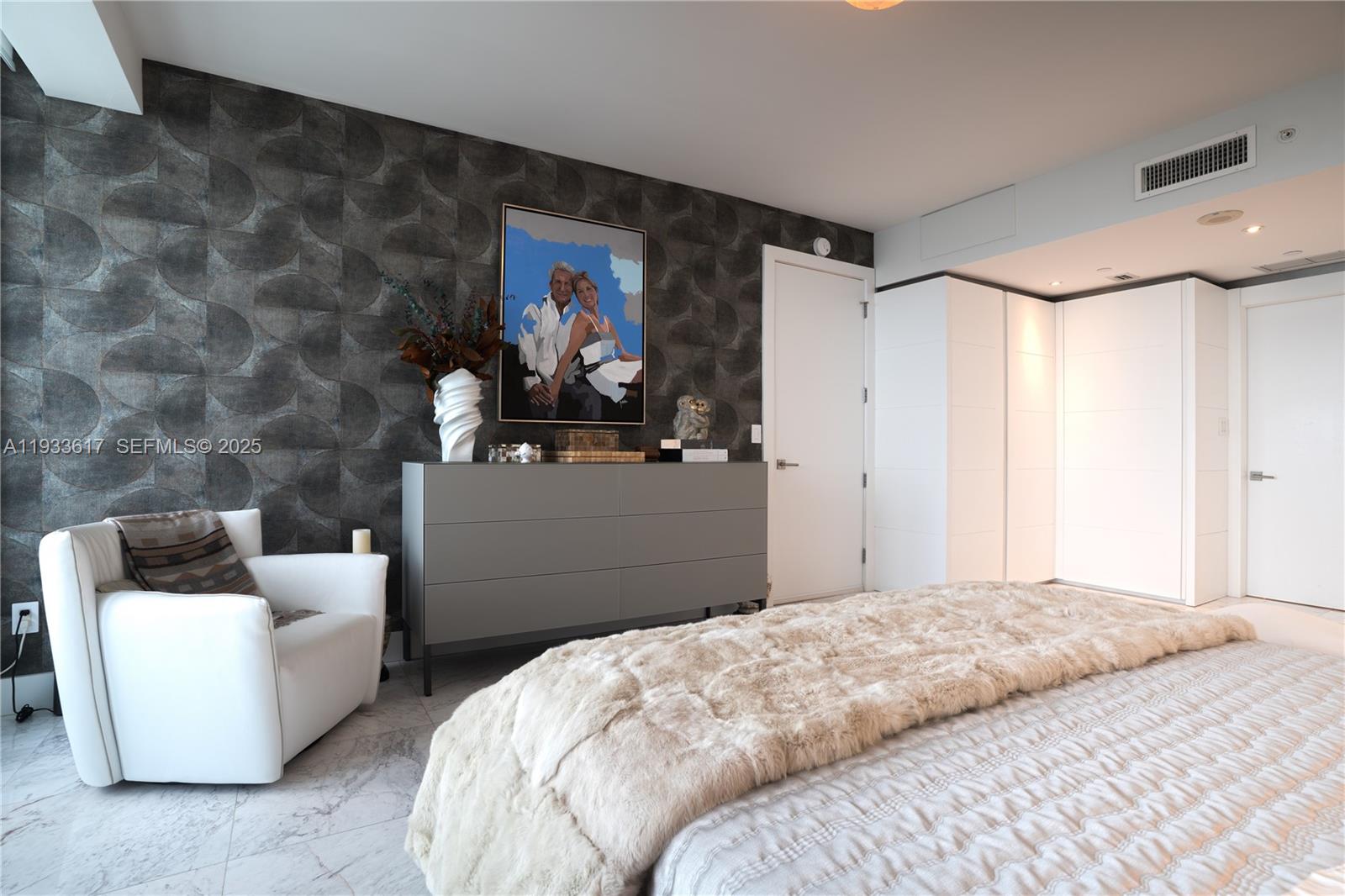 JADE RESIDENCES AT BRICKE - Residential