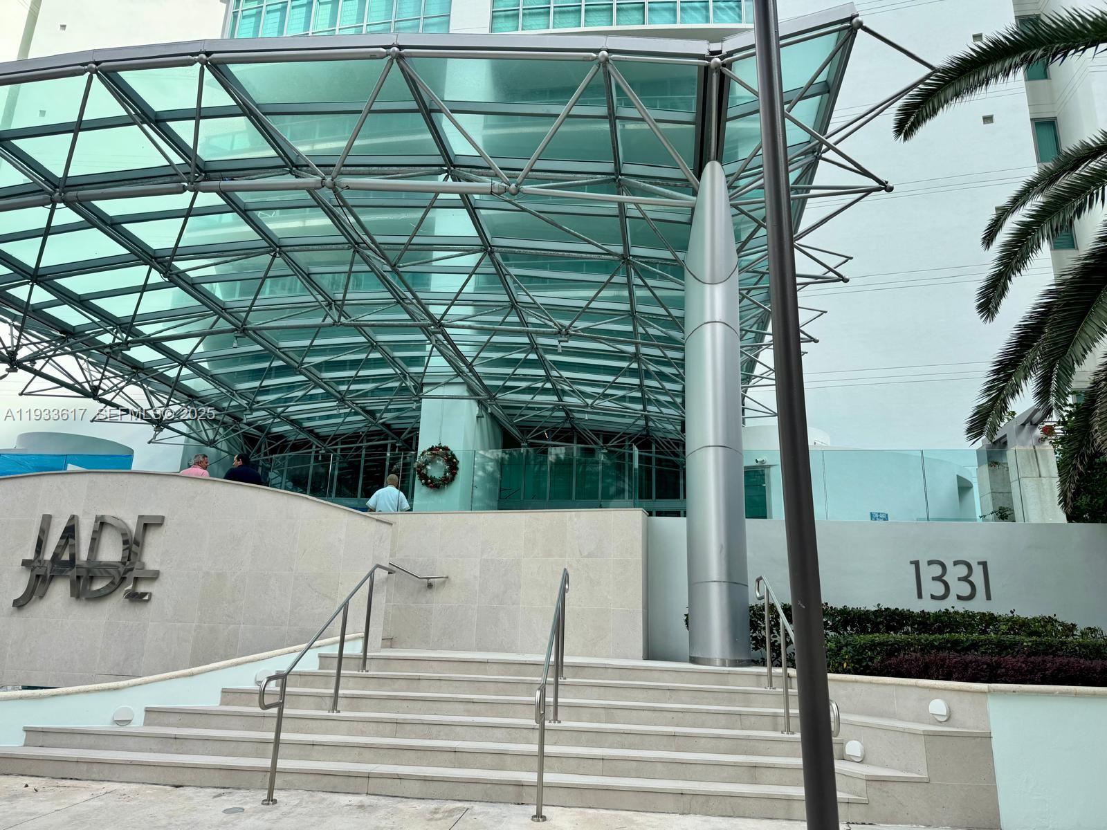 JADE AT BRICKELL BAY DRIVE - Residential