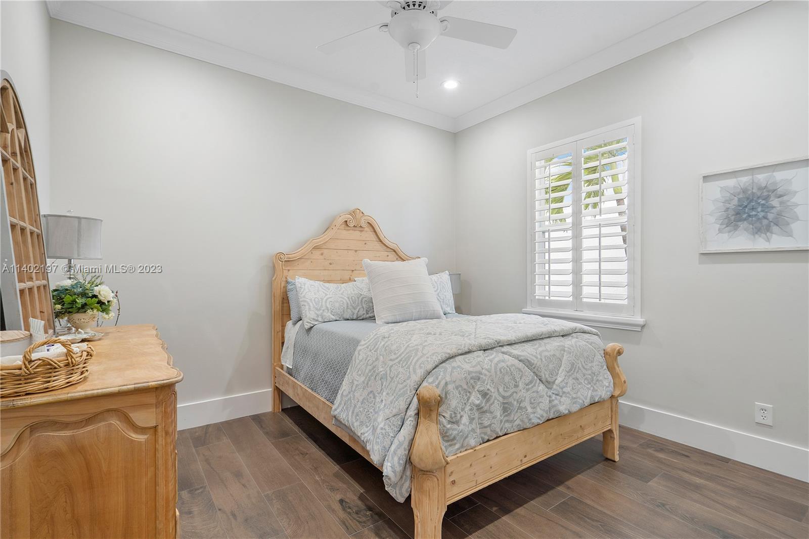 PALM COVE - Residential