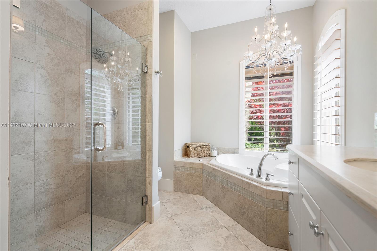 PALM COVE - Residential