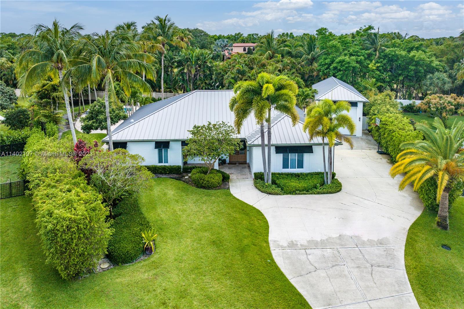 PALM COVE - Residential