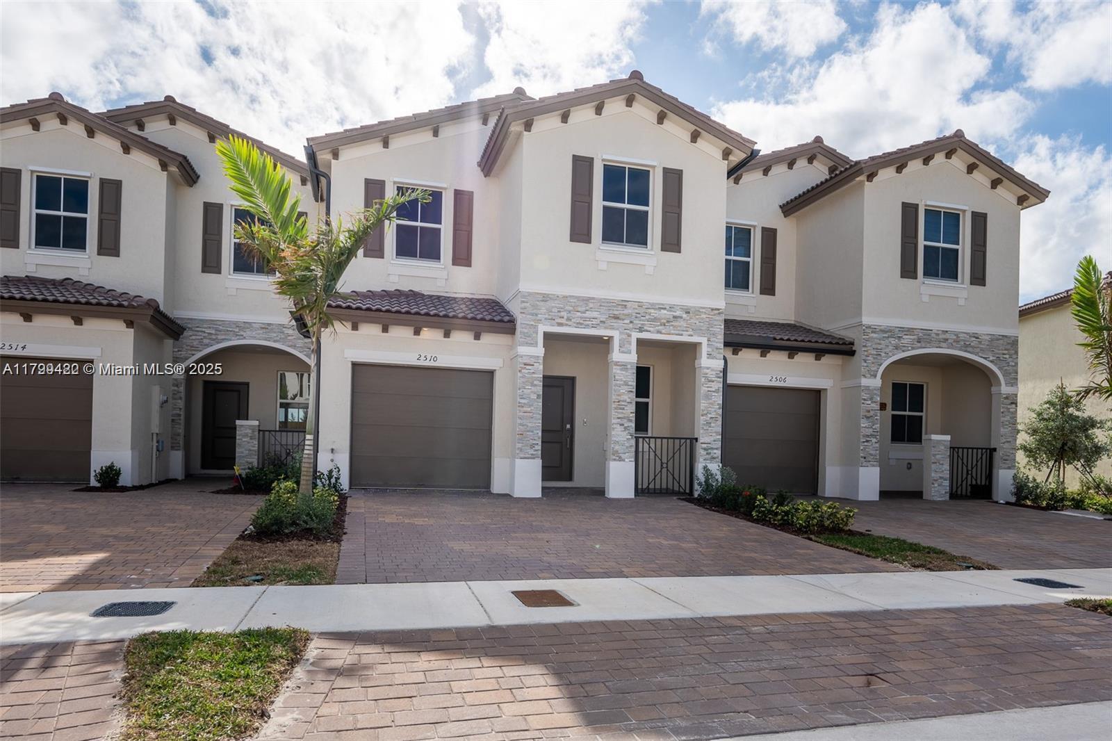2510 Se 29th Ave, Homestead, Miami-Dade County, Florida - 4 Bedrooms  
3 Bathrooms - 