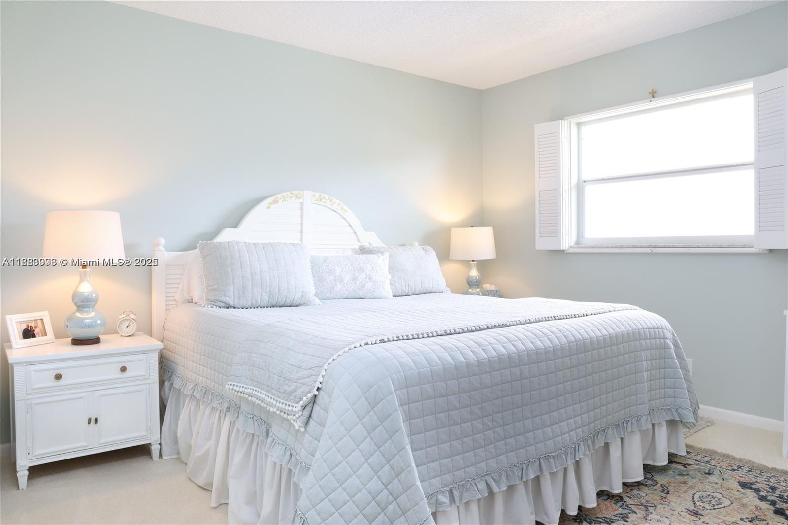 BARWOOD CONDO - Residential