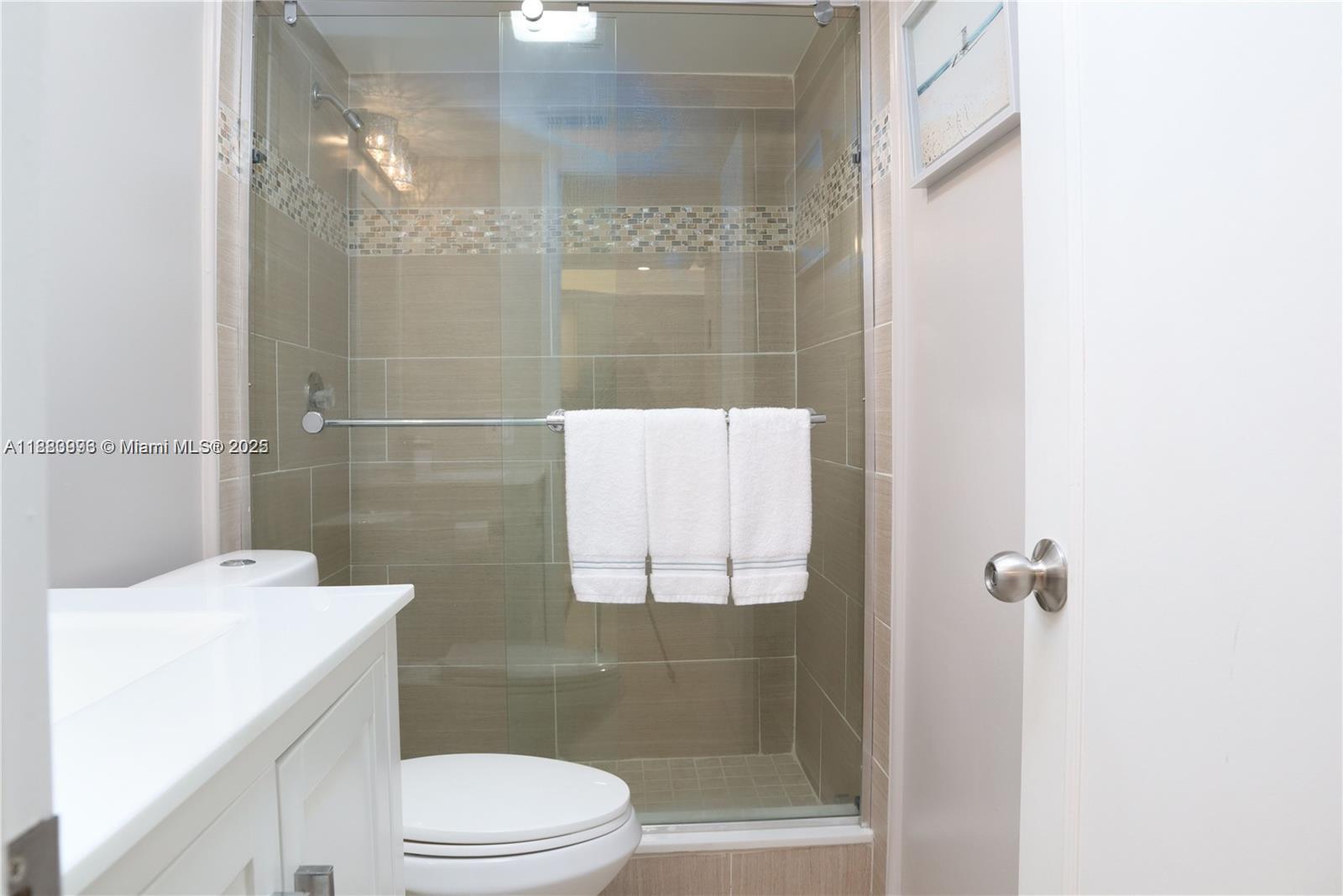 BARWOOD CONDO - Residential