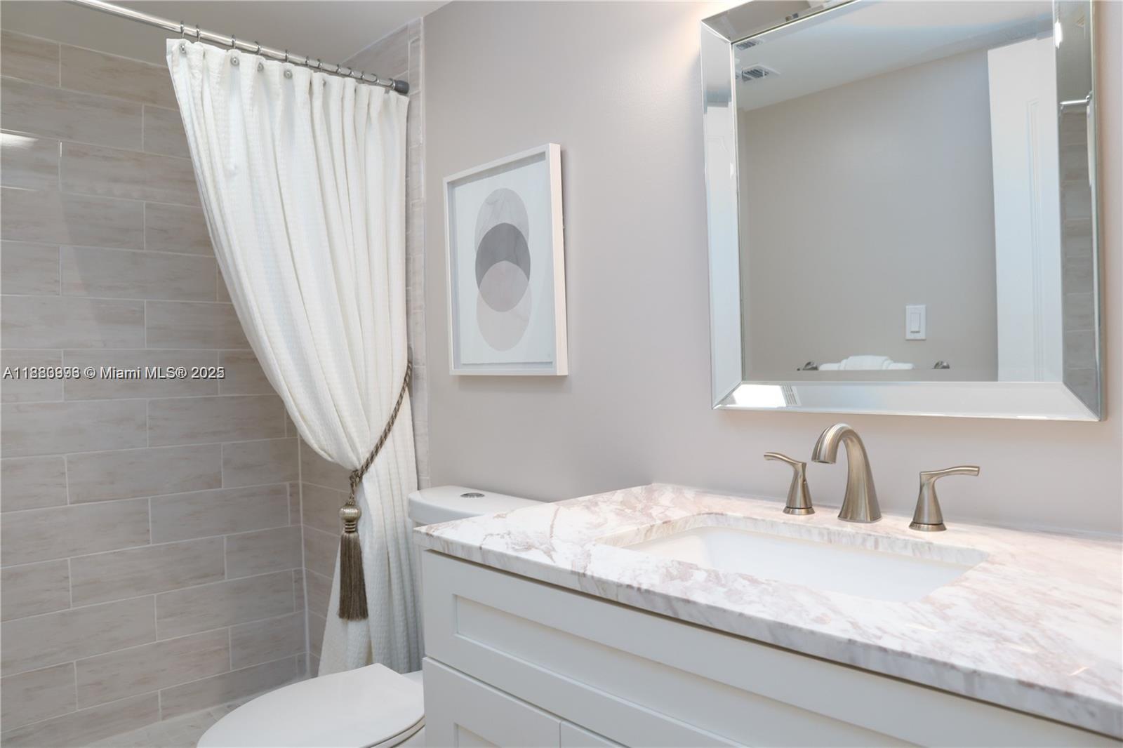 BARWOOD CONDO - Residential