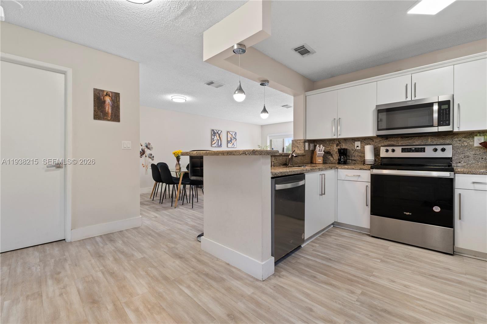 4736 NW 114th Ave 205