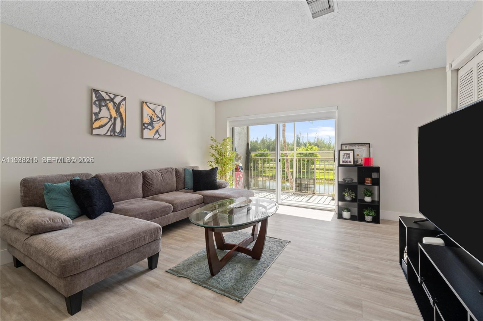 VILLA DORAL CONDO NO 2 - Residential