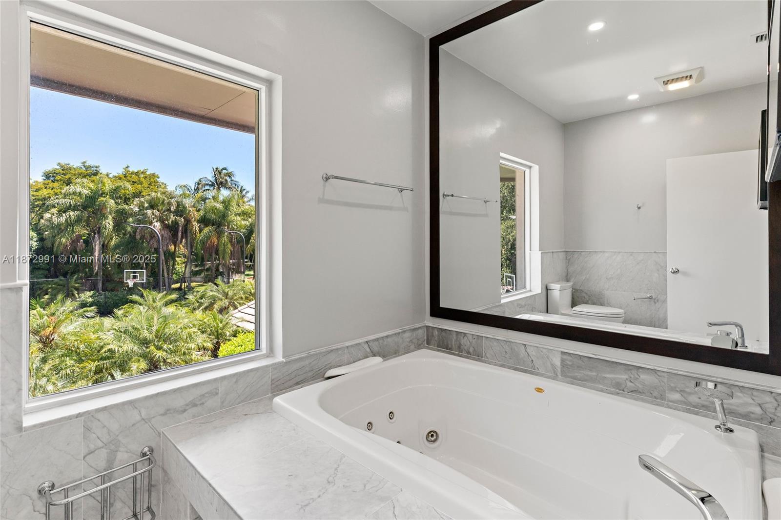 WHITE ESTATES - Residential Lease