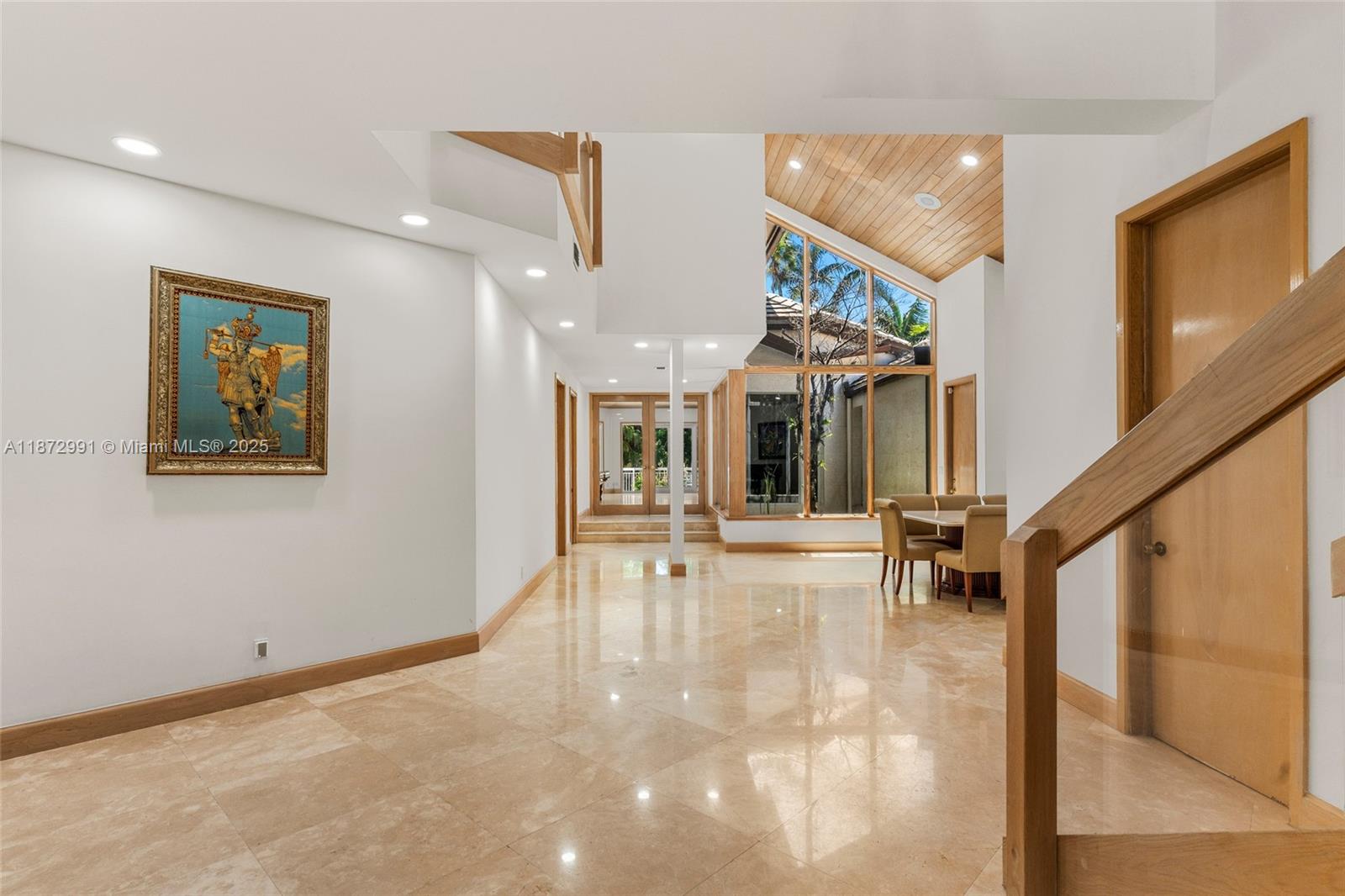 WHITE ESTATES - Residential Lease