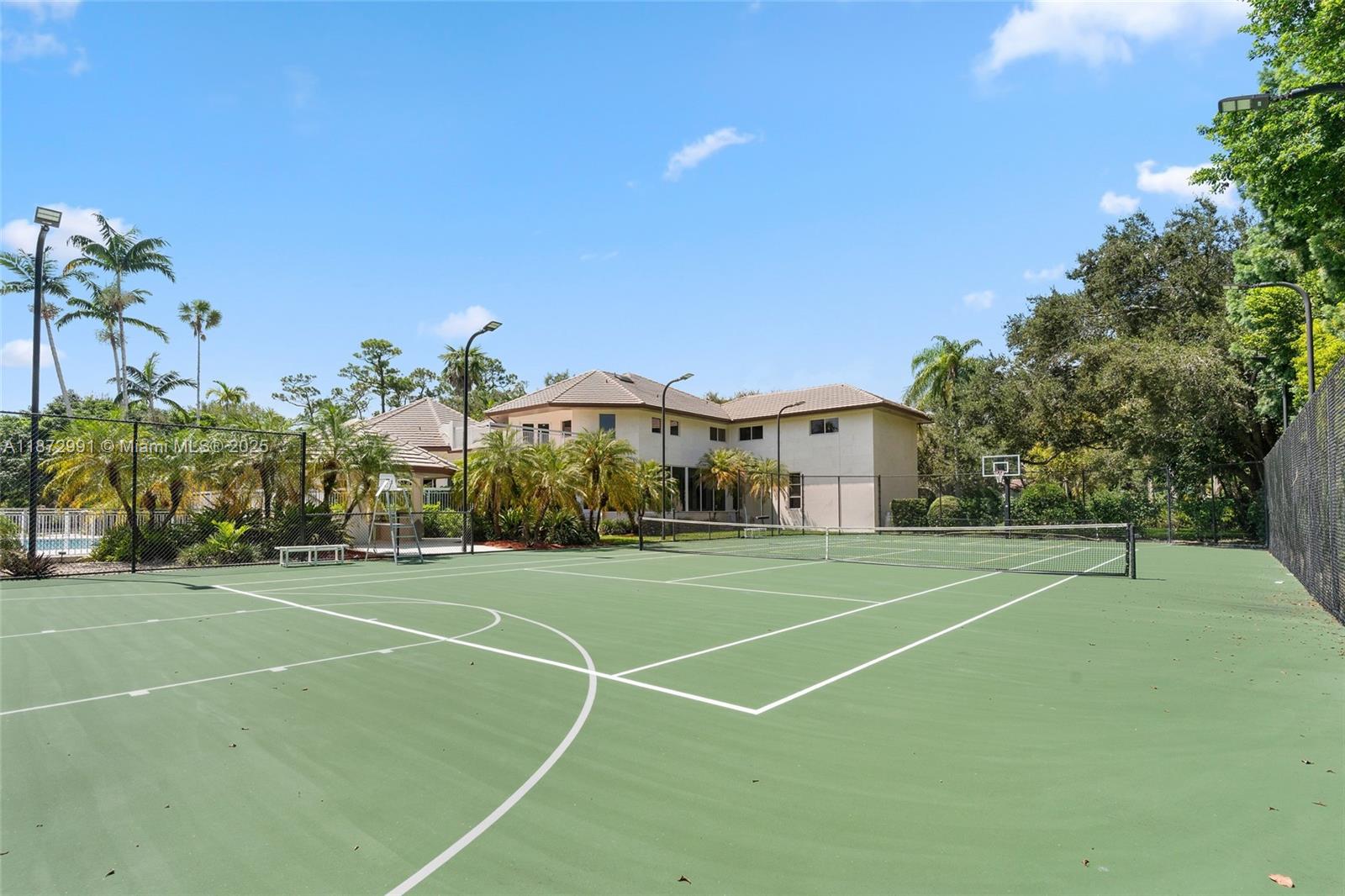 WHITE ESTATES - Residential Lease