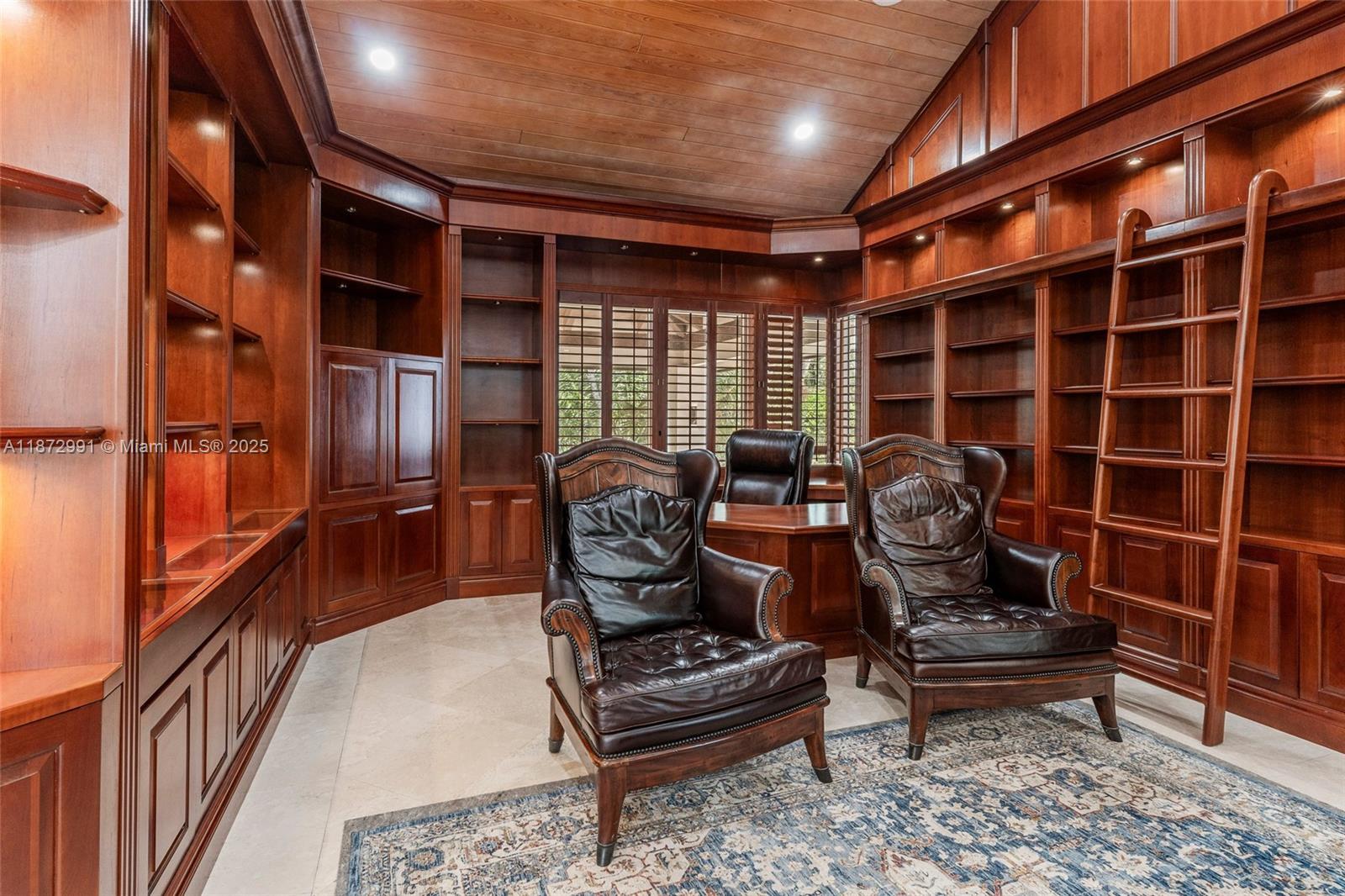 WHITE ESTATES - Residential Lease