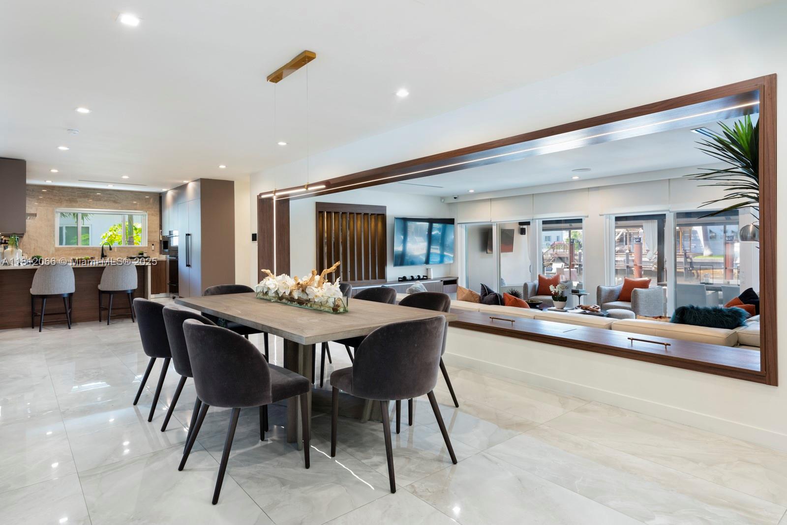 RIVER BAY PARK ADDN - Residential