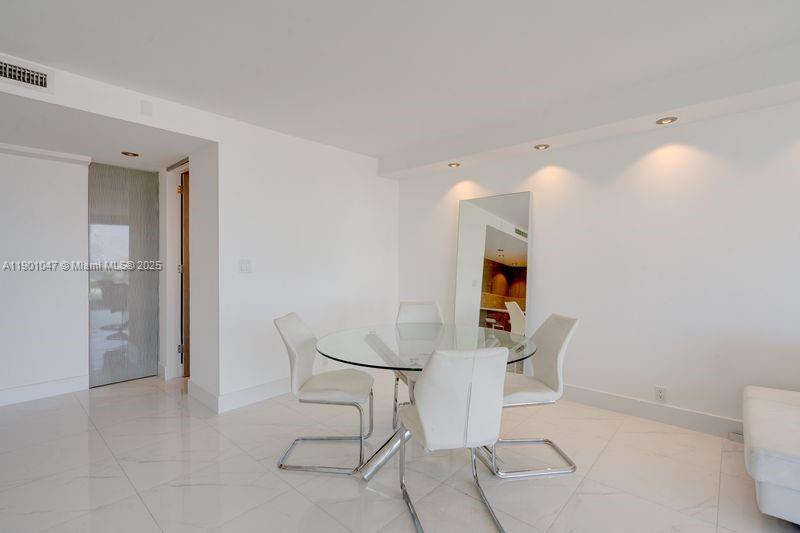 MIRADOR 1000 CONDO - Residential Lease