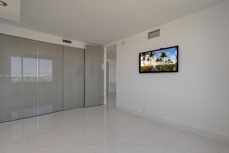 MIRADOR 1000 CONDO - Residential Lease