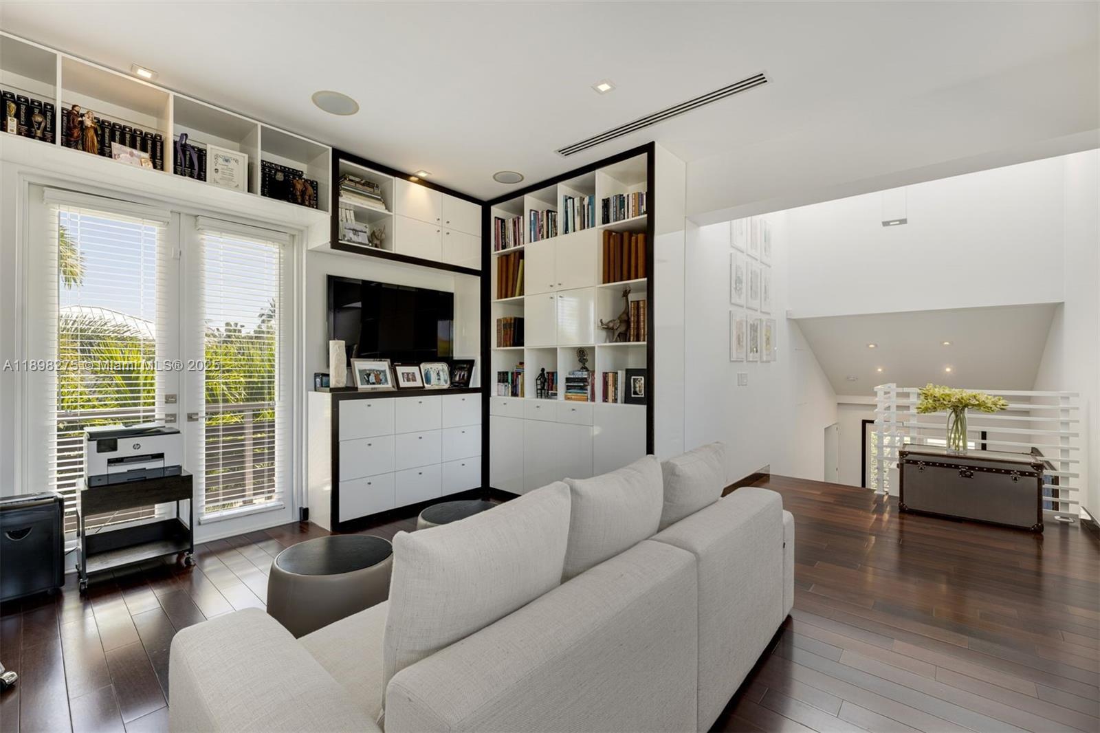 BISCAYNE KEY ESTATES - Residential Lease