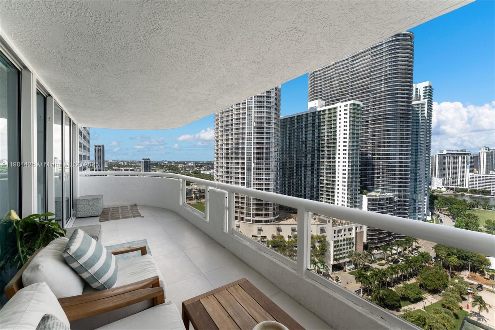 VENETIA CONDO - Residential