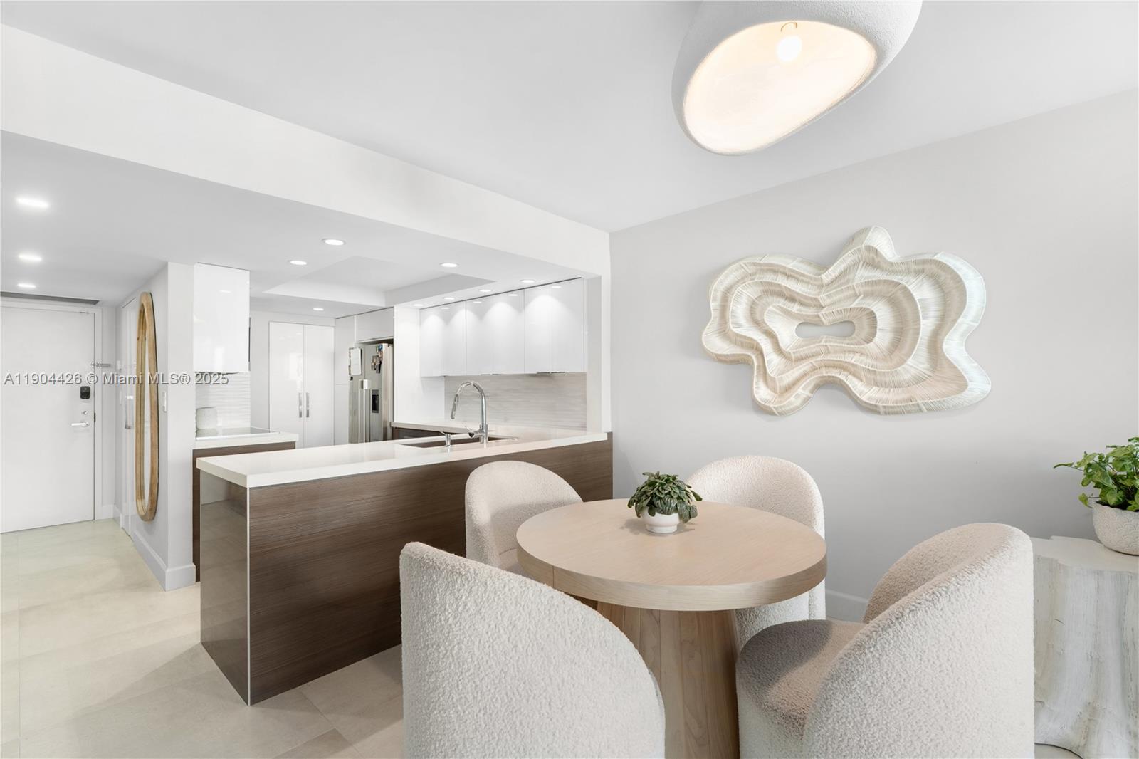 VENETIA CONDO - Residential