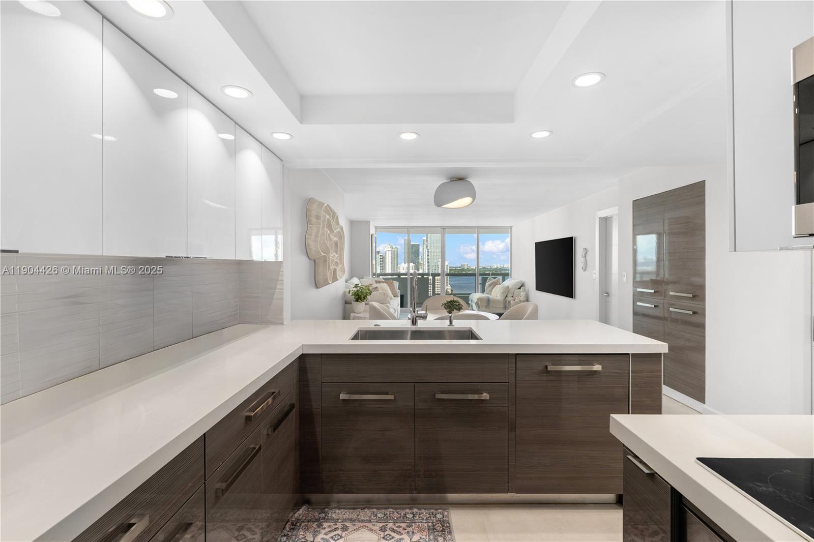 VENETIA CONDO - Residential