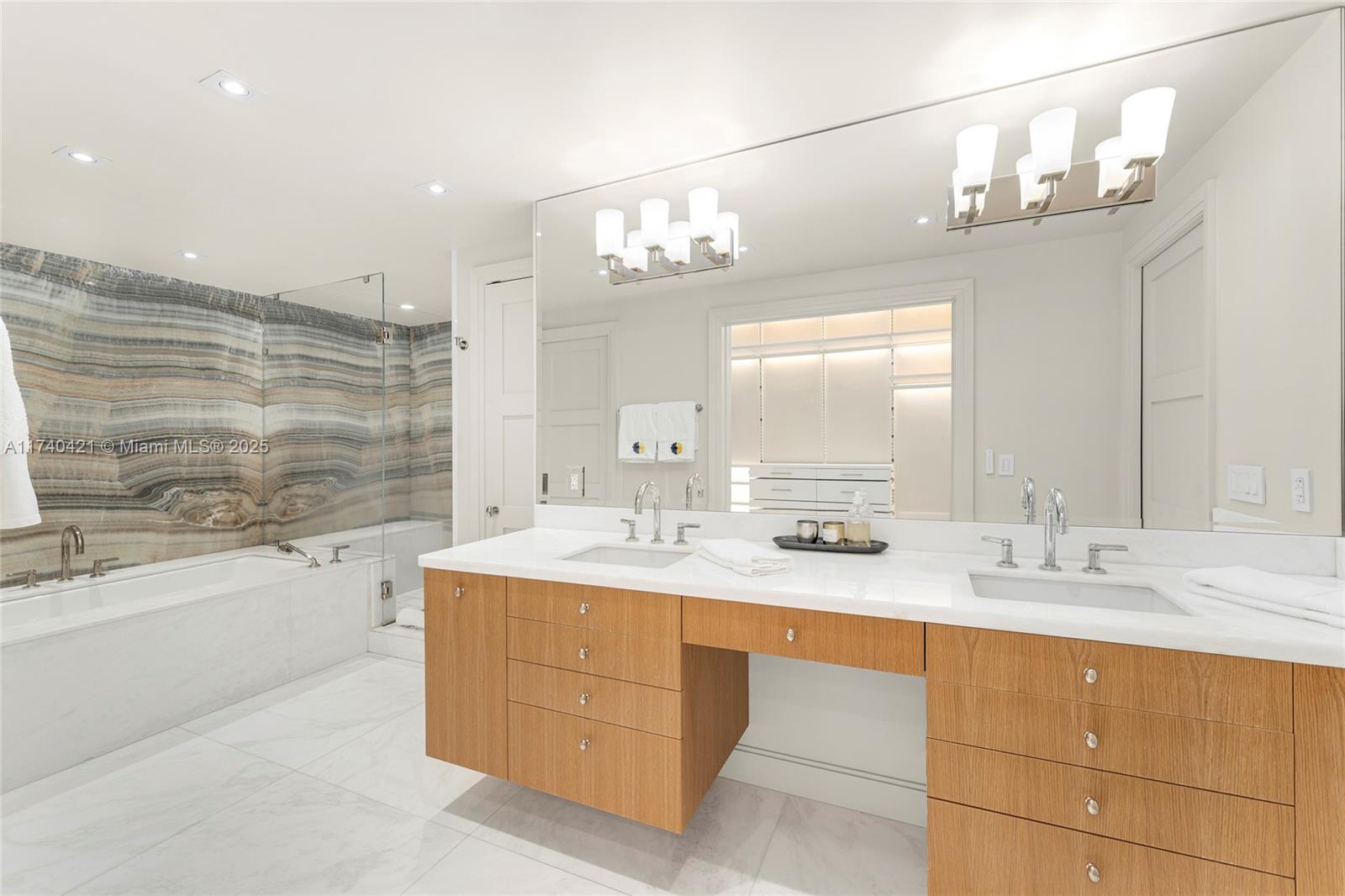 BAYSIDE VILLAGE EAST - Residential