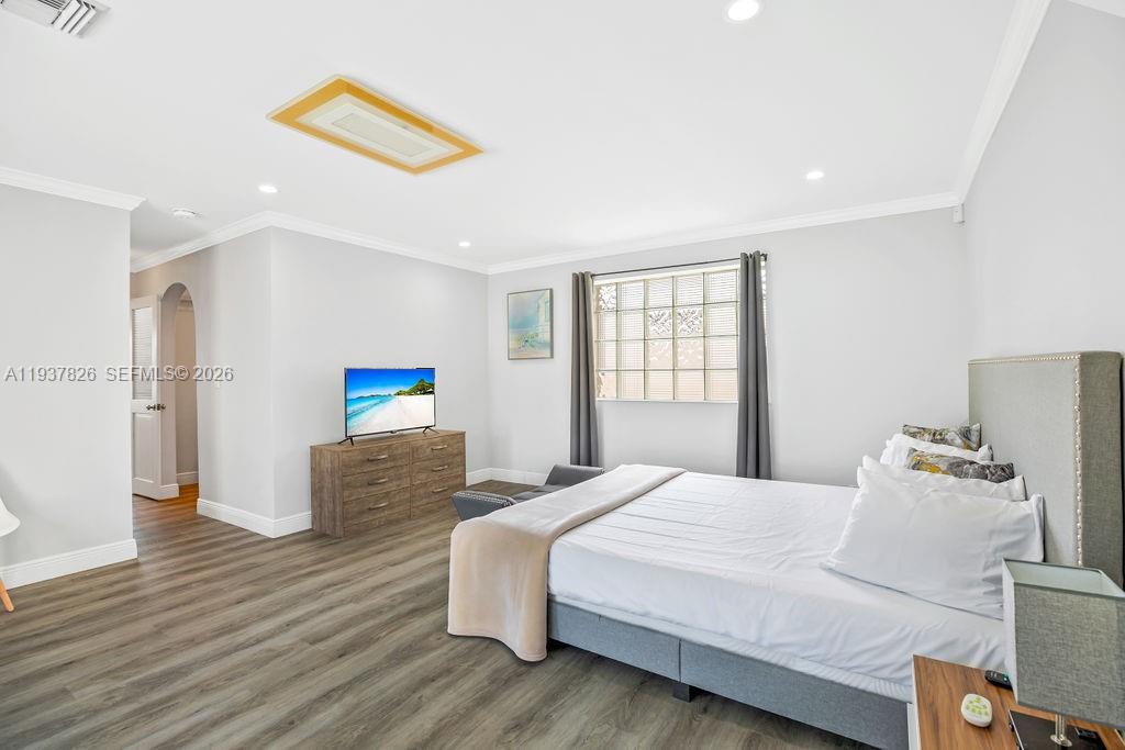 CORAL RIDGE ISLES - Residential