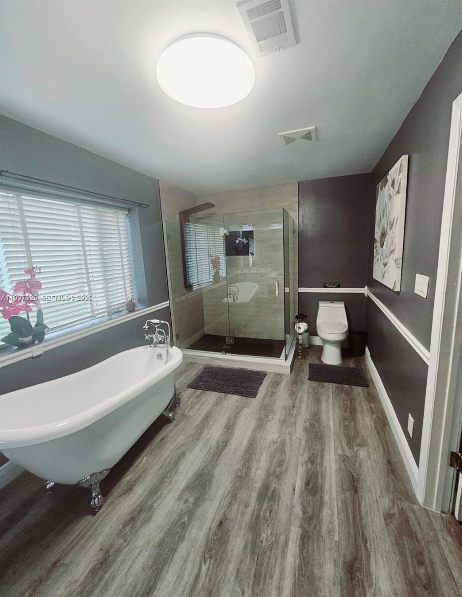 CORAL RIDGE ISLES - Residential